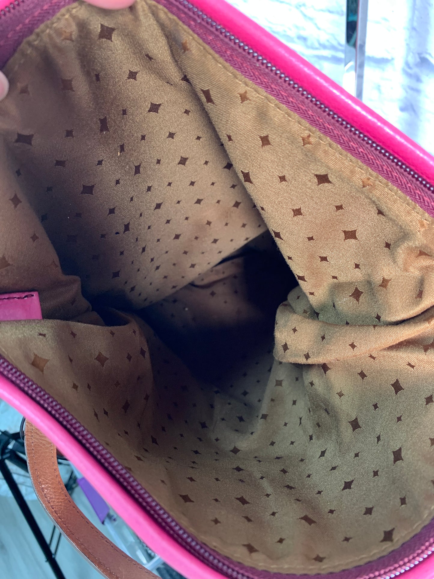 Handbag Leather By Fossil, Size: Large