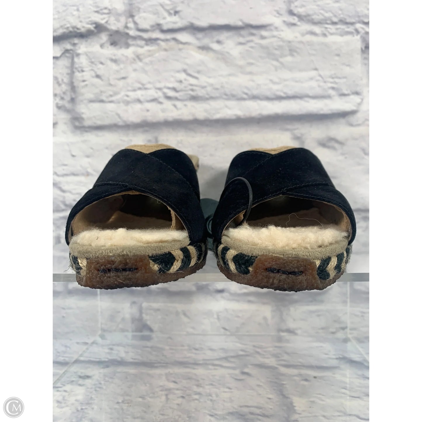 Sandals Designer By Ugg In Black & Brown, Size: 7