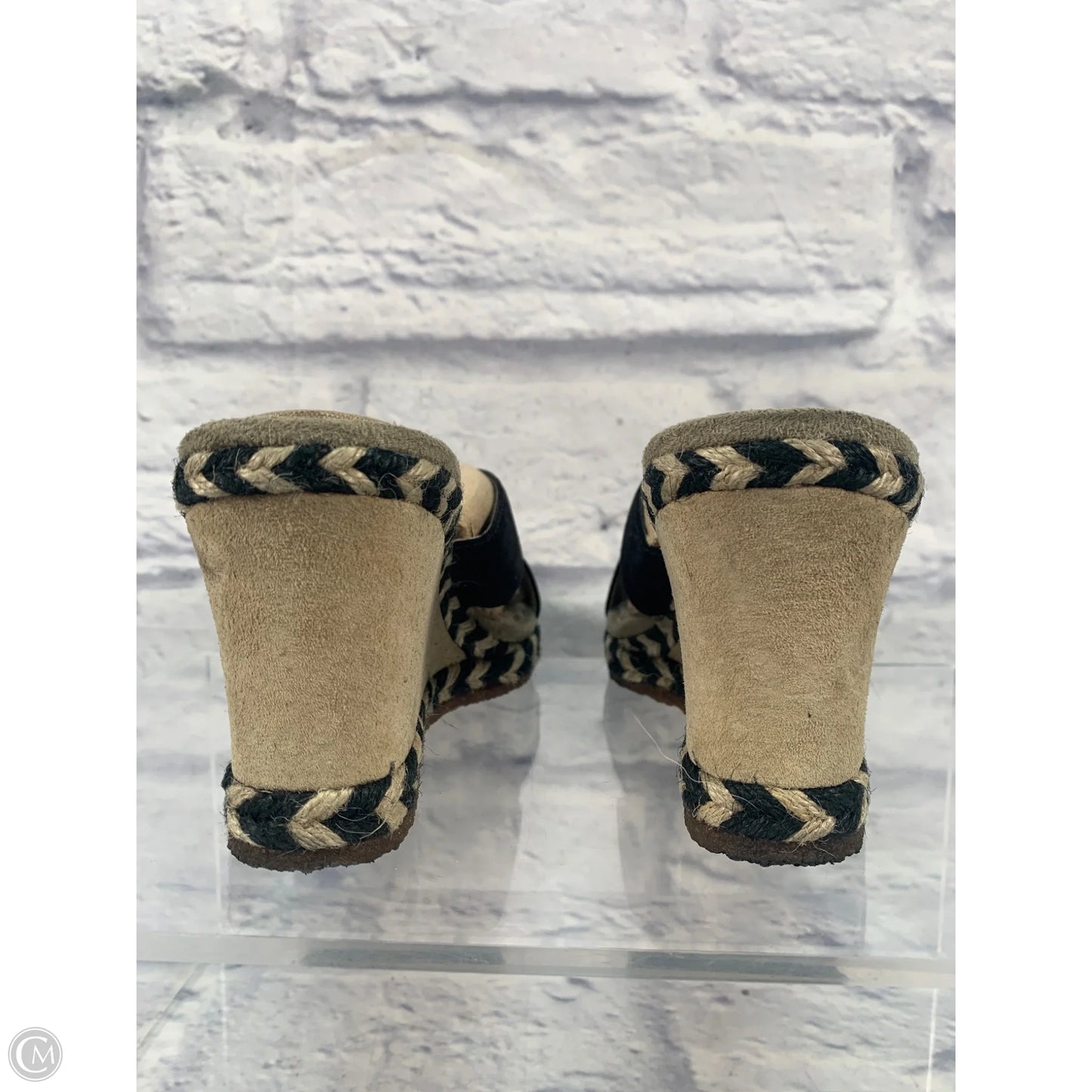 Sandals Designer By Ugg In Black & Brown, Size: 7