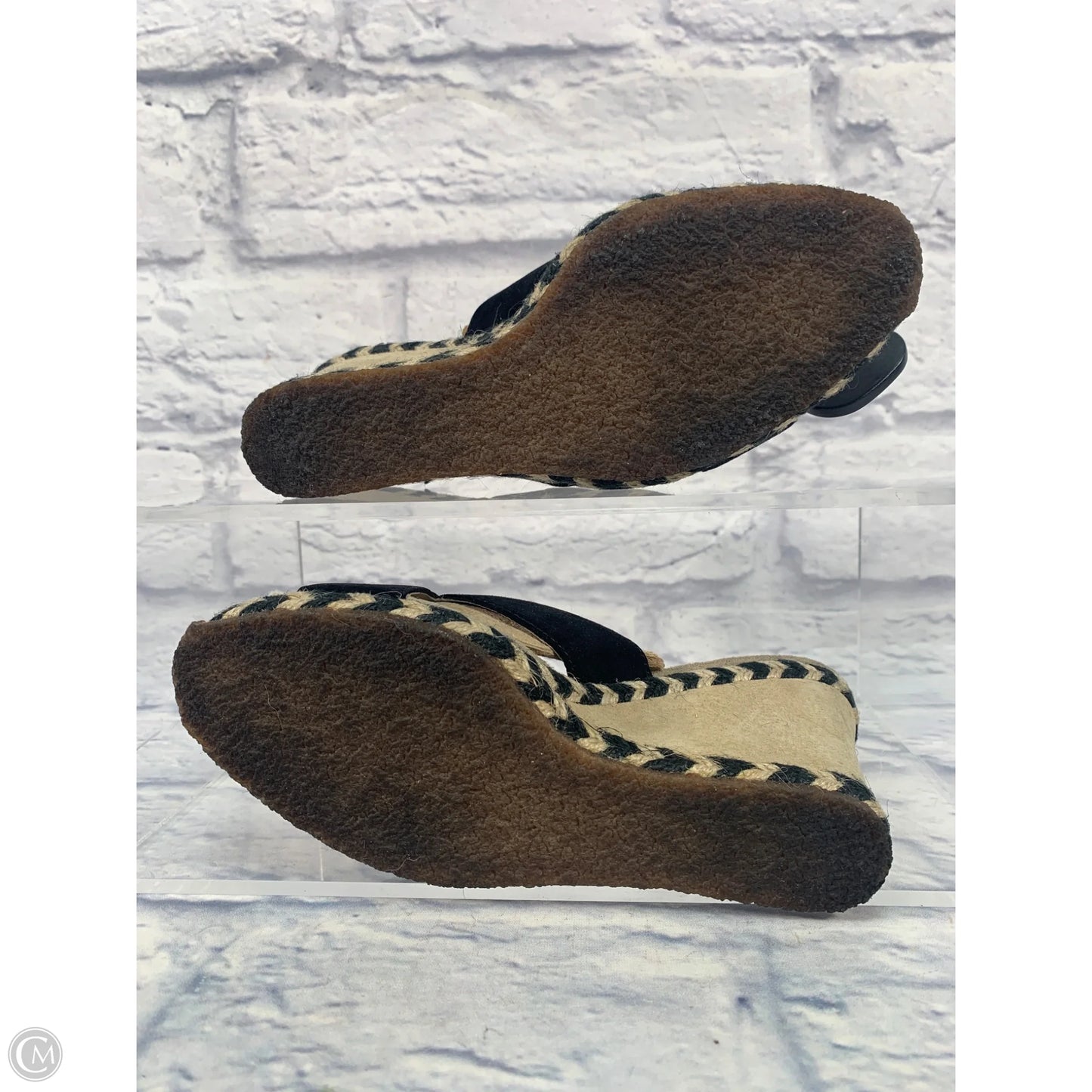 Sandals Designer By Ugg In Black & Brown, Size: 7
