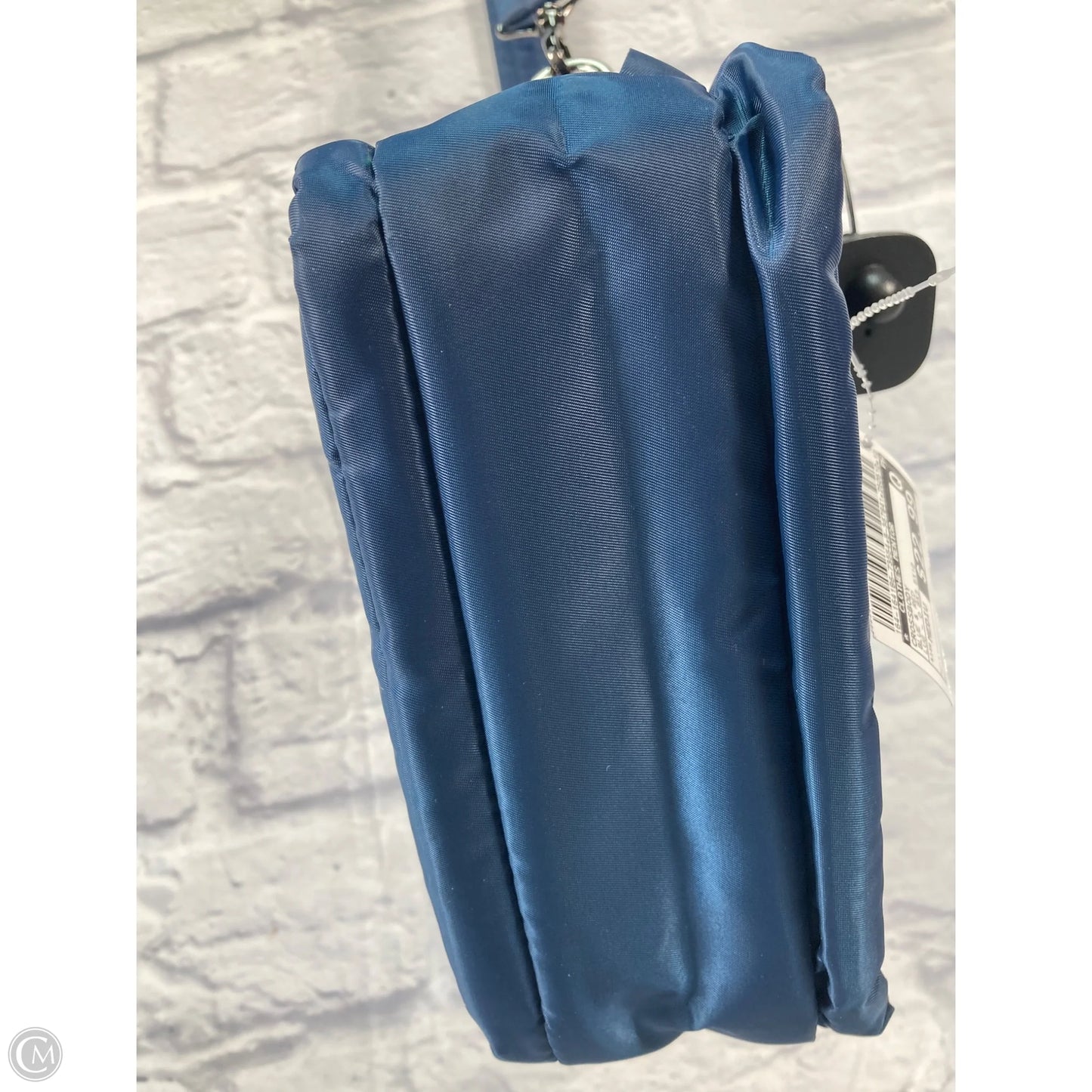 Crossbody By Clothes Mentor, Size: Medium