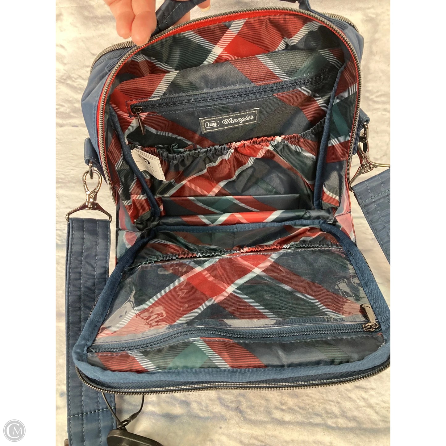 Crossbody By Clothes Mentor, Size: Medium