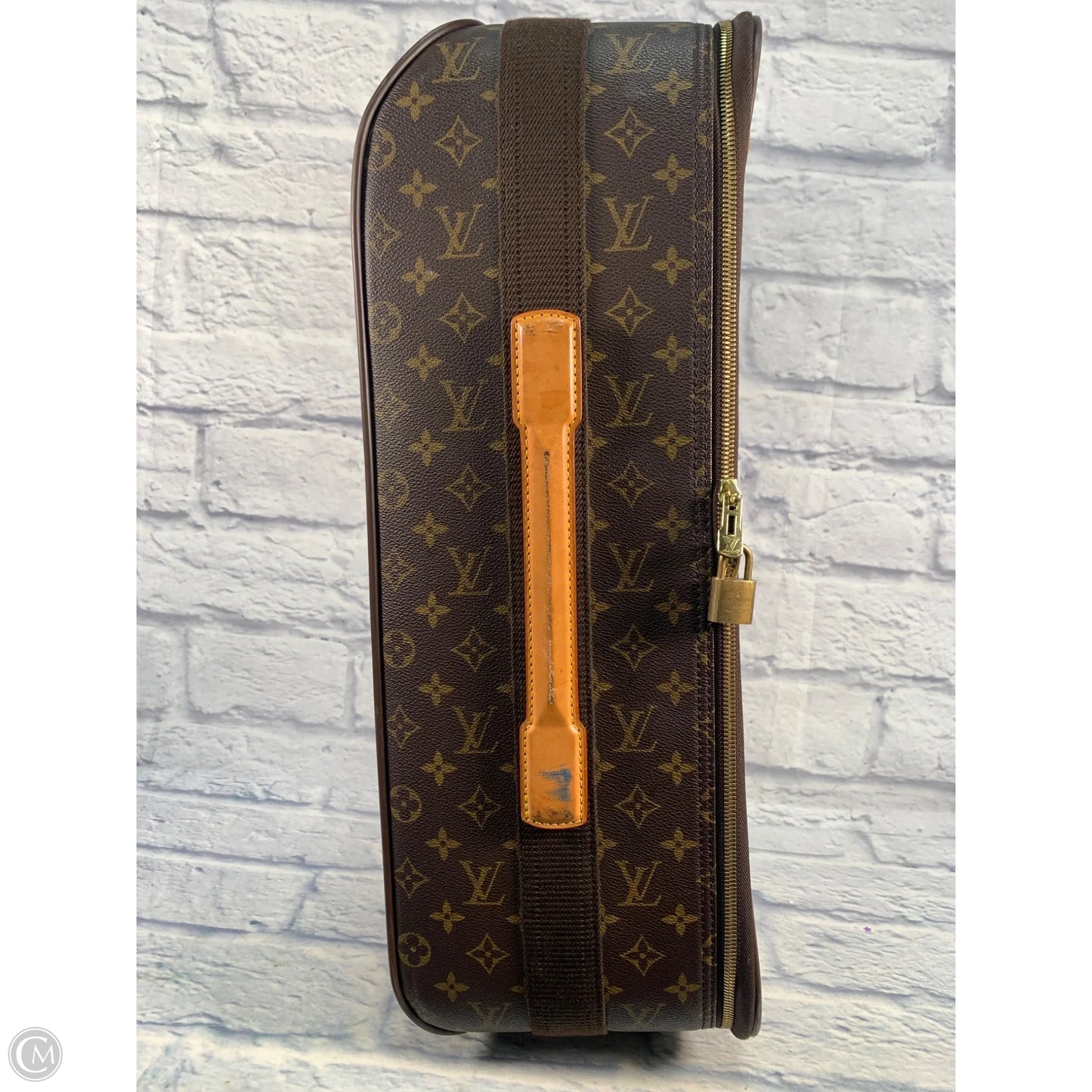 Luggage Luxury Designer By Louis Vuitton, Size: Medium