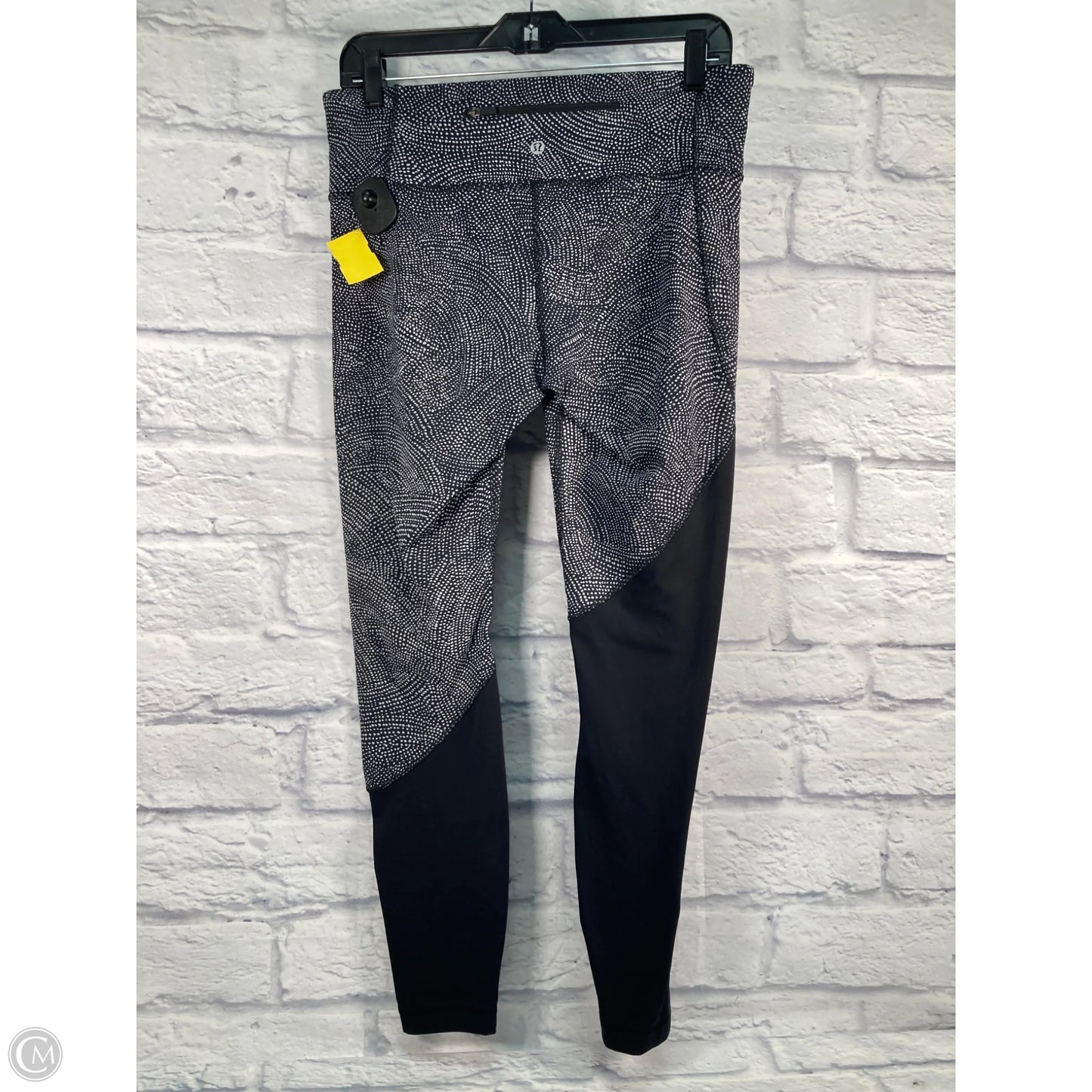 Athletic Leggings By Lululemon In Black & White, Size: M