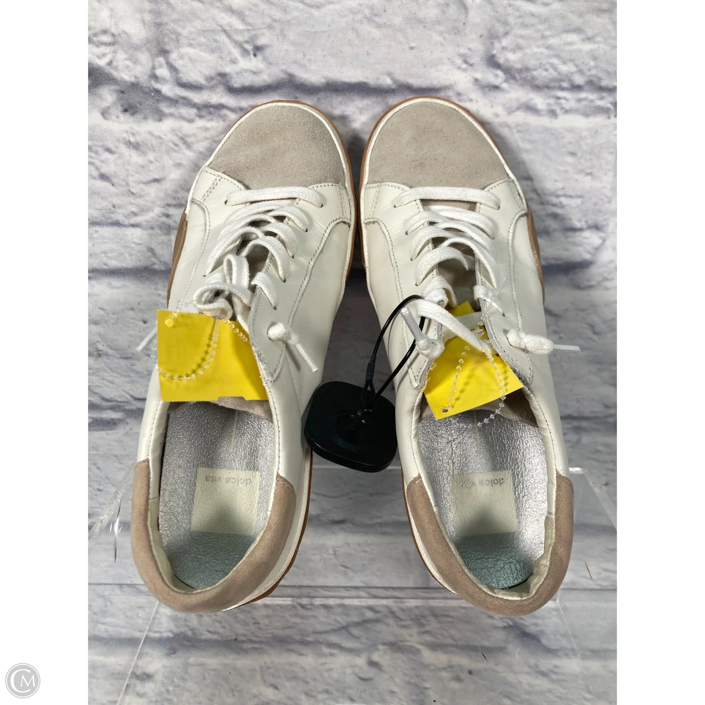 Shoes Sneakers By Dolce Vita In Cream & Grey, Size: 7