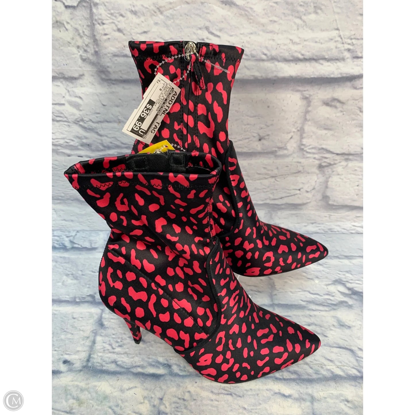 Boots Designer By Alice + Olivia In Black & Pink, Size: 8