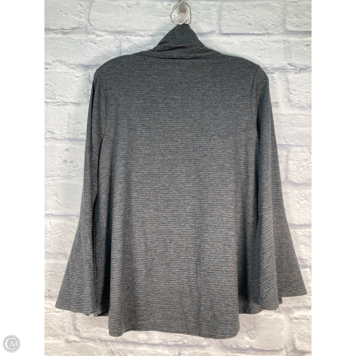 Top Long Sleeve By Postmark In Grey, Size: S