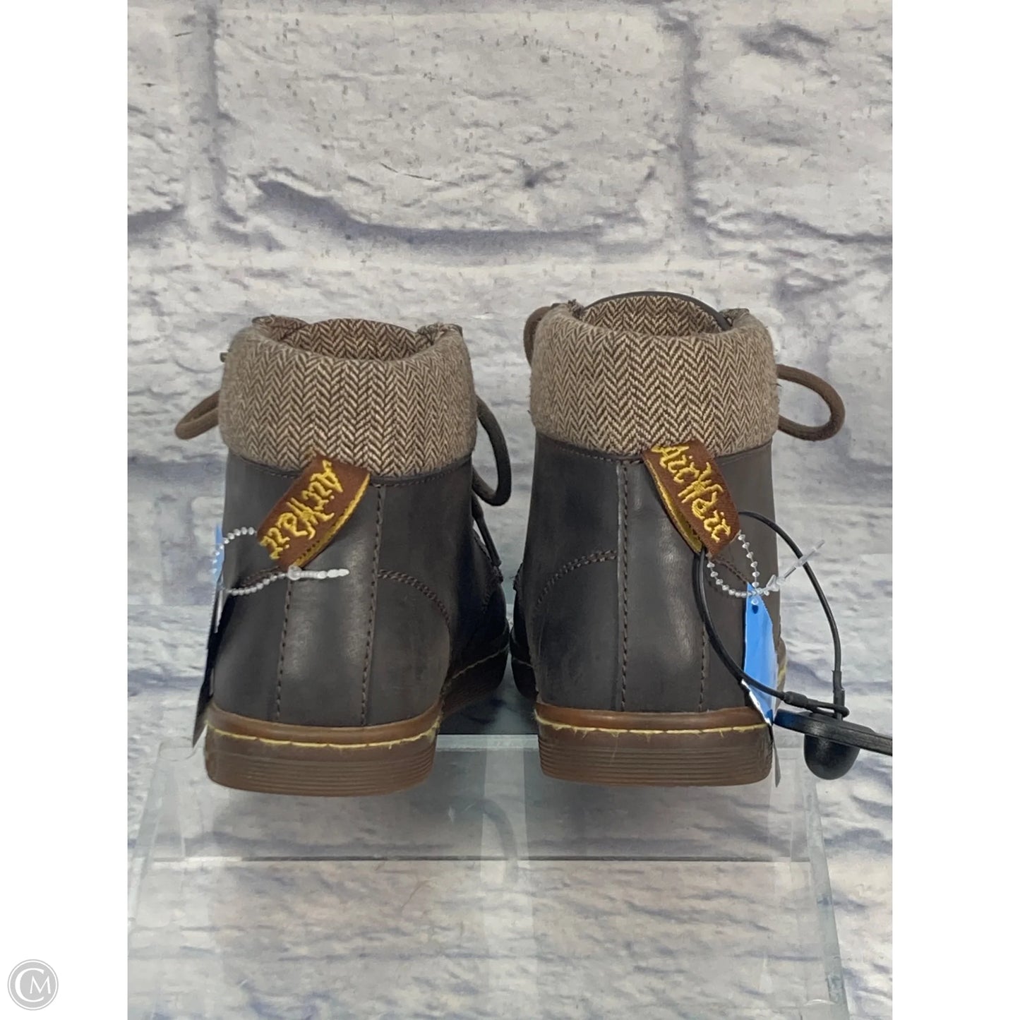 Shoes Flats By Dr Martens In Brown, Size: 8