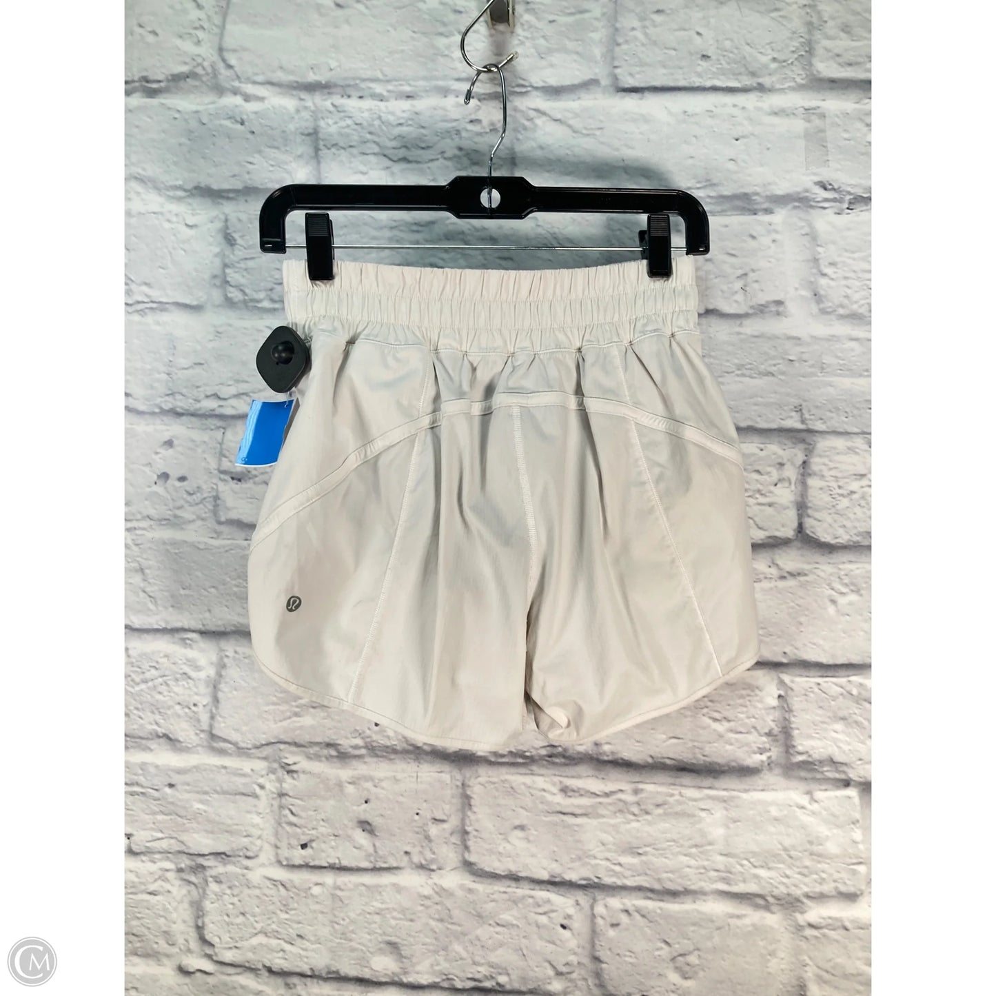 Athletic Shorts By Lululemon In White, Size: S