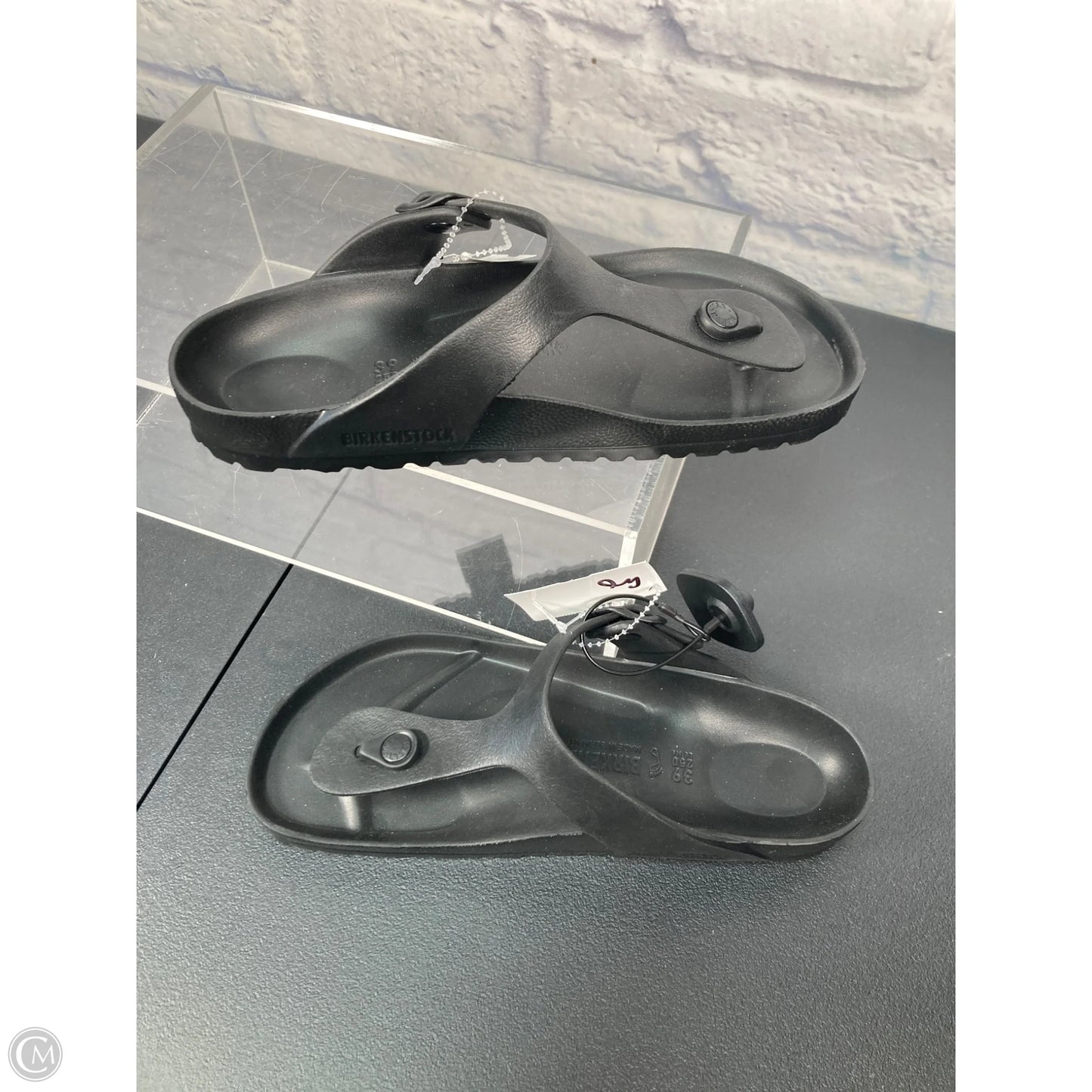 Sandals Flats By Birkenstock In Black, Size: 8