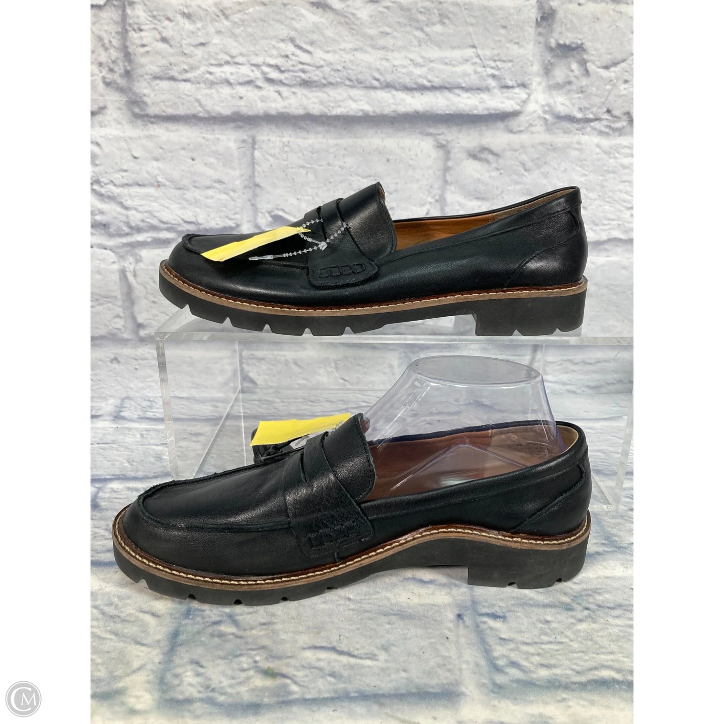 Shoes Flats By Aetrex In Black, Size: 9.5