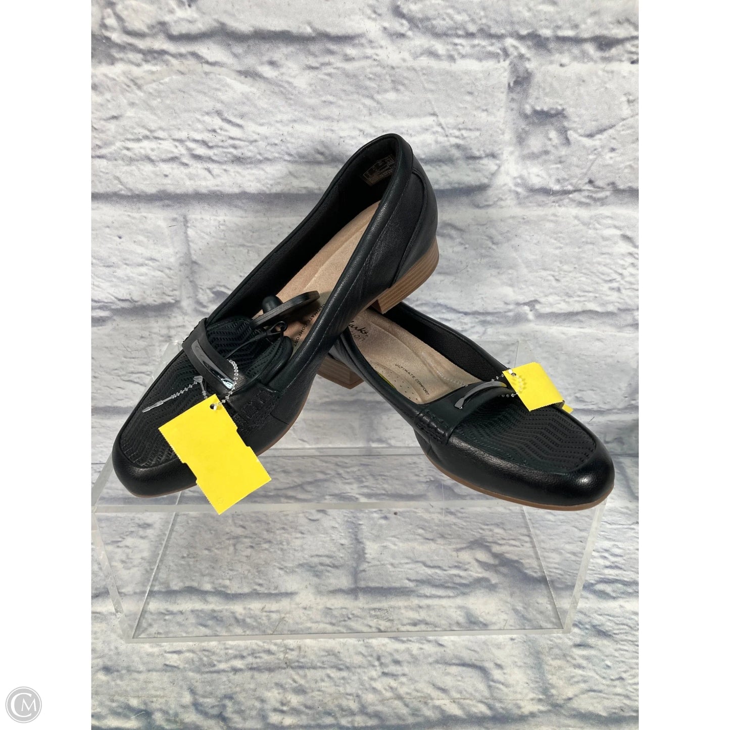 Shoes Flats By Clarks In Black, Size: 9
