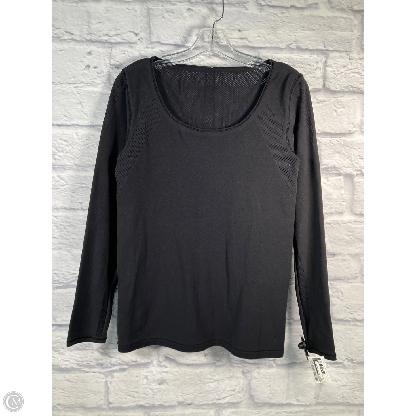 Athletic Top Long Sleeve Crewneck By Lululemon In Black, Size: L