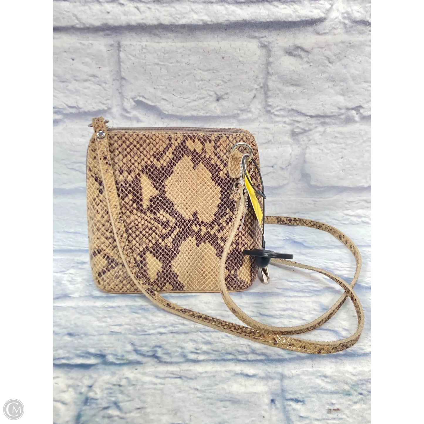 Crossbody Leather By Clothes Mentor, Size: Medium