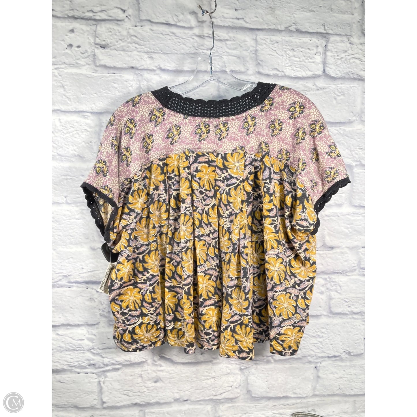 Top Short Sleeve By Free People In Blue & Yellow, Size: M