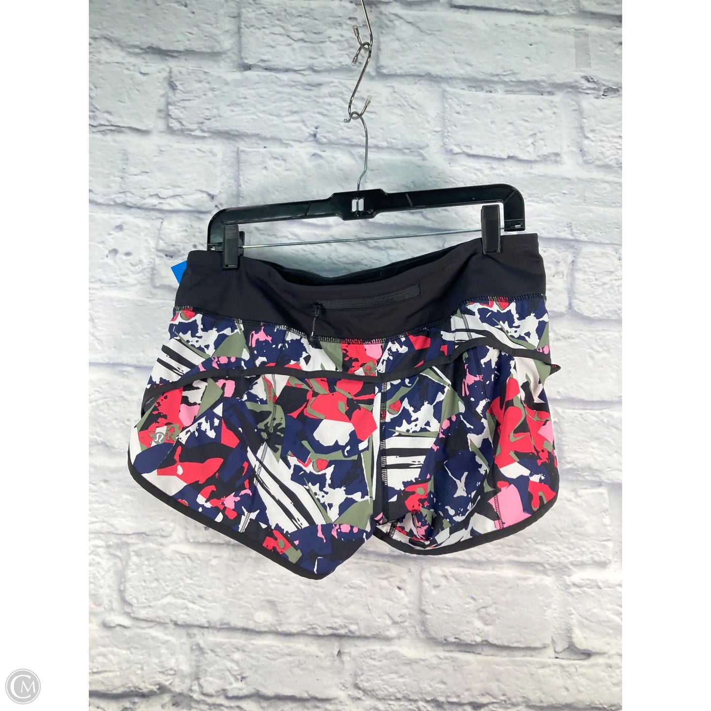 Athletic Shorts By Lululemon In Black & Green, Size: M