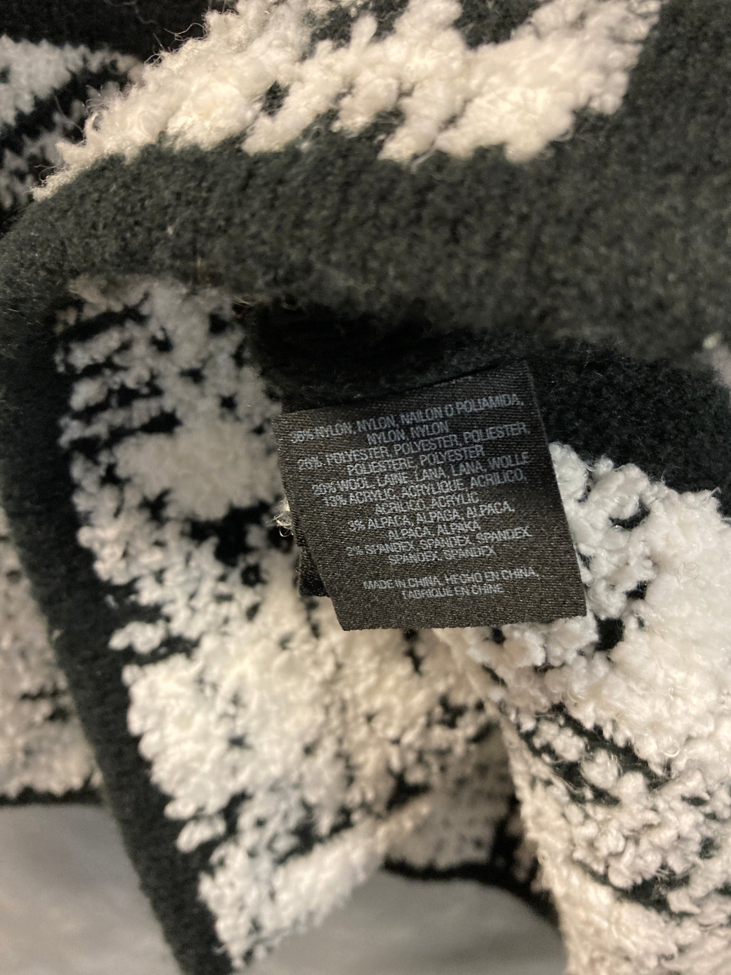 Sweatshirt Collar By Moth In Black & Cream, Size: S