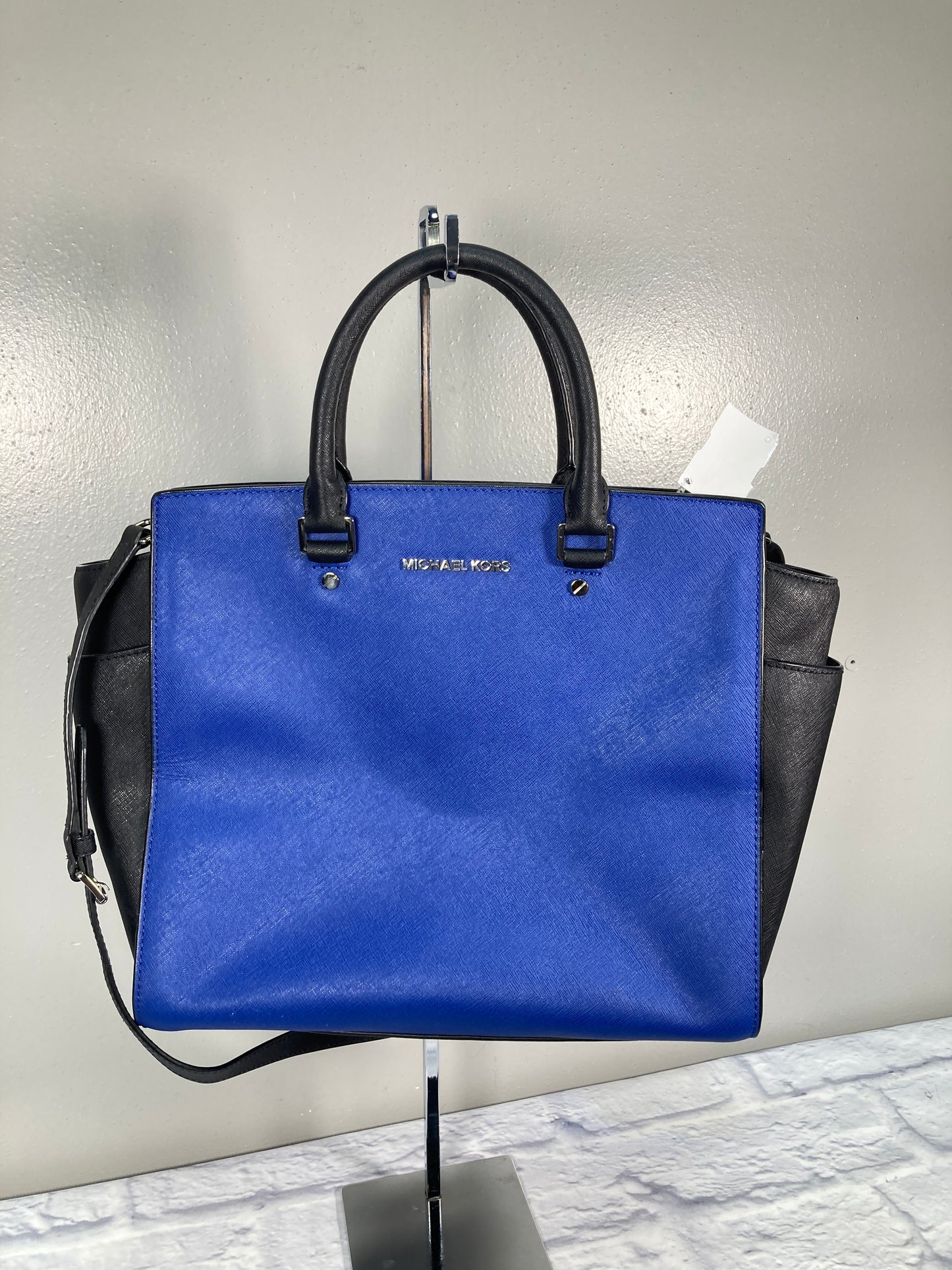 Handbag Designer By Michael By Michael Kors Size: Large