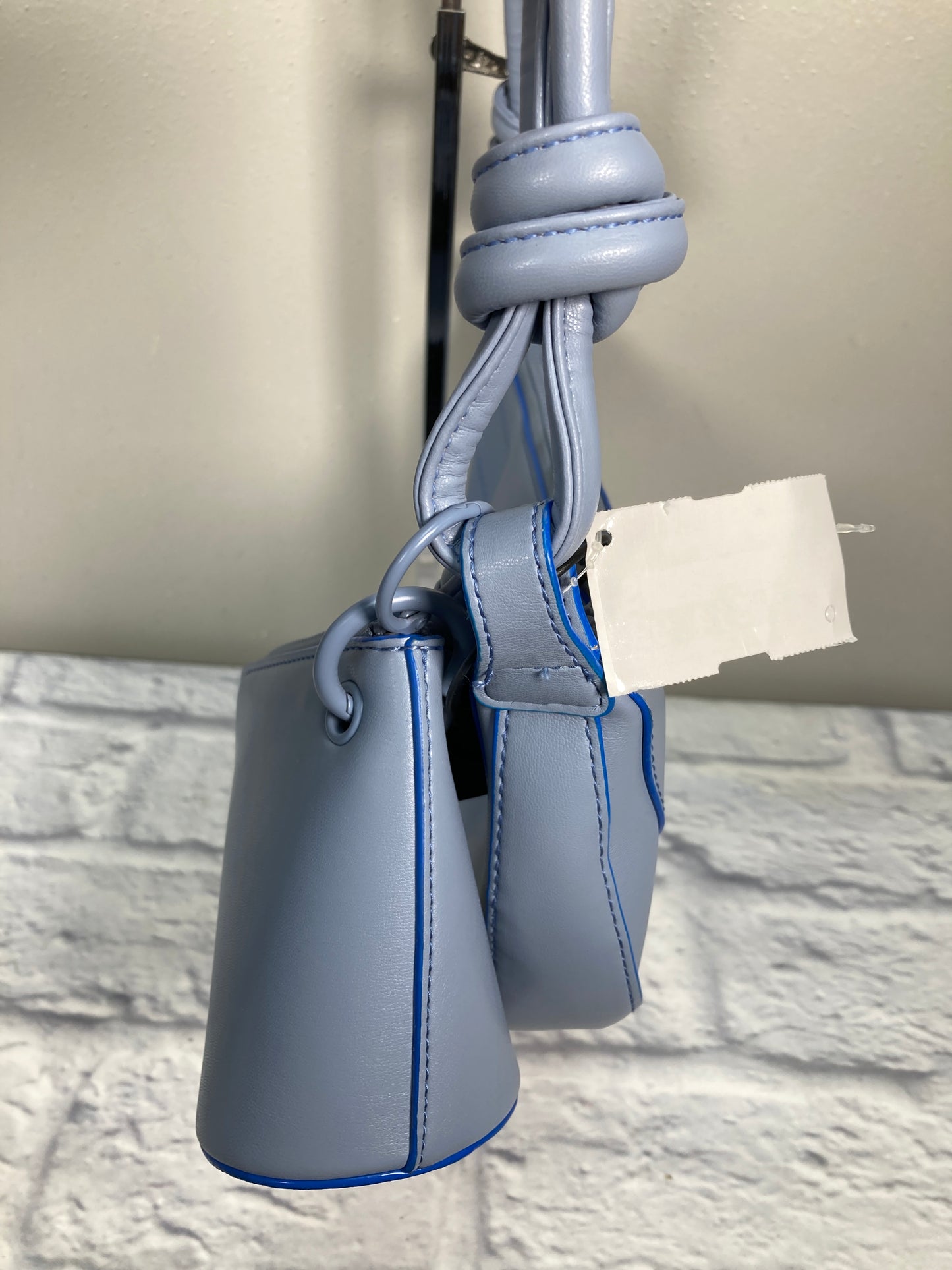Crossbody By Clothes Mentor Size: Large
