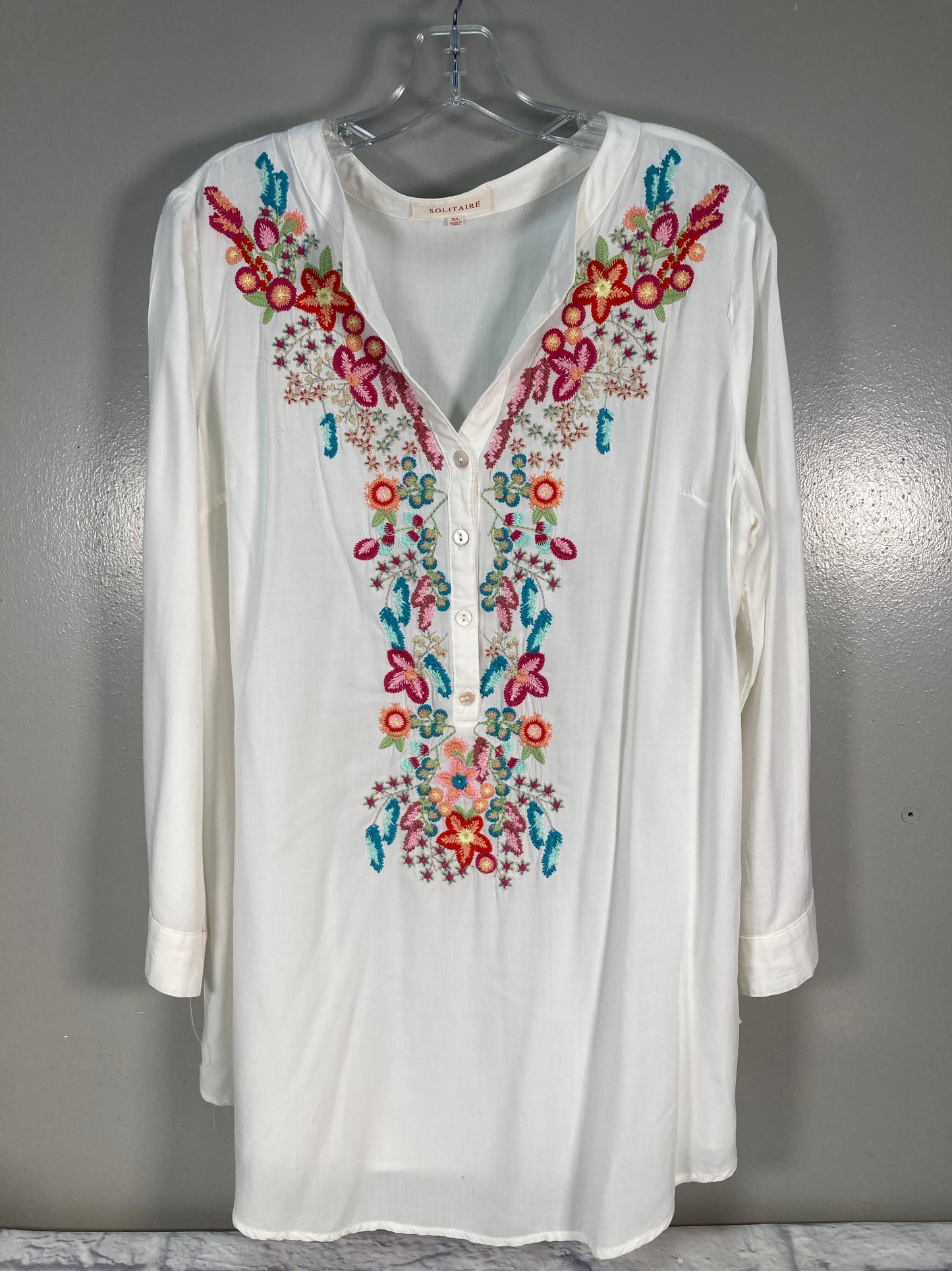 Top Long Sleeve By Solitaire Size: Xl