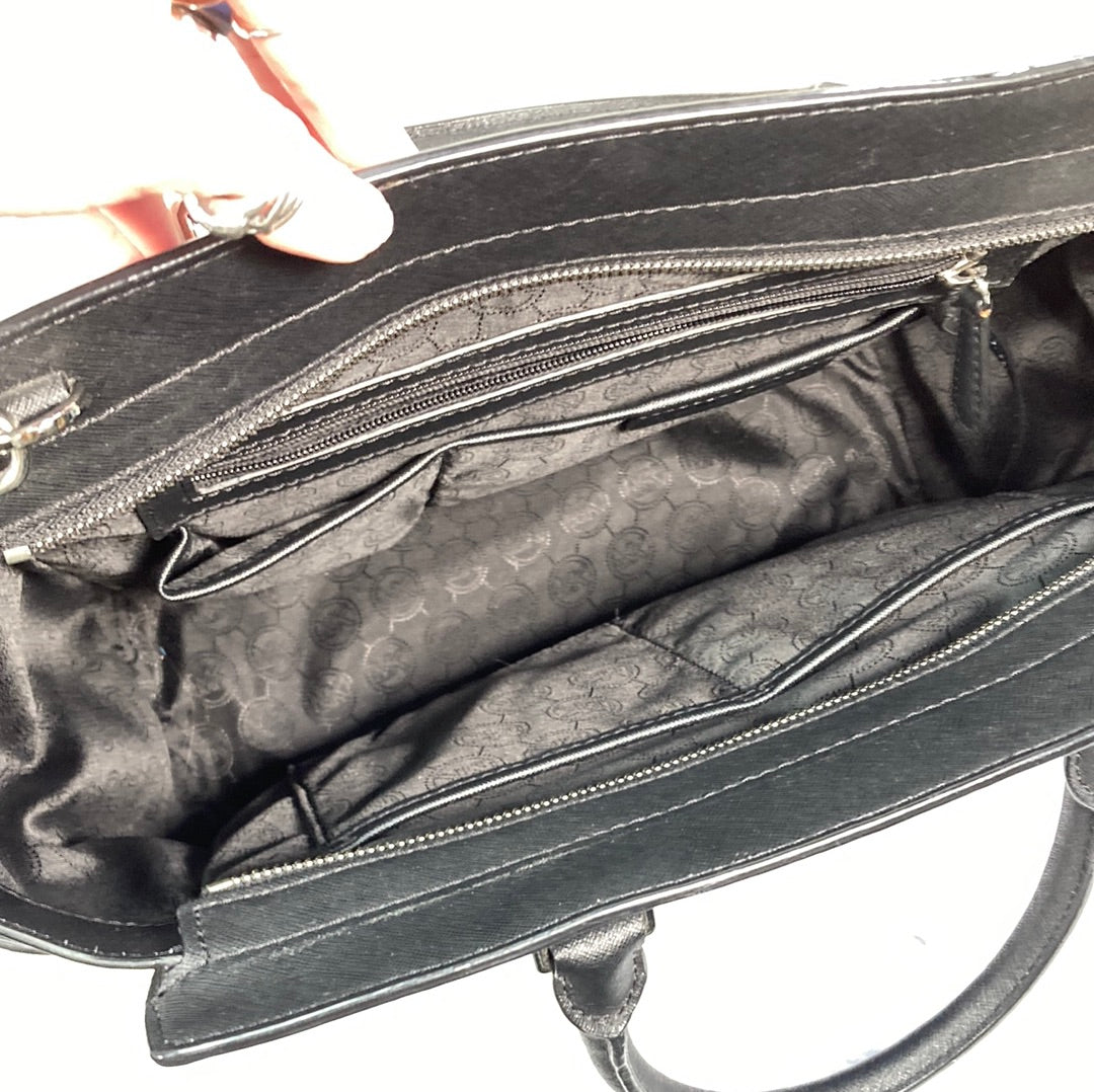 Handbag Designer By Michael By Michael Kors  Size: Large