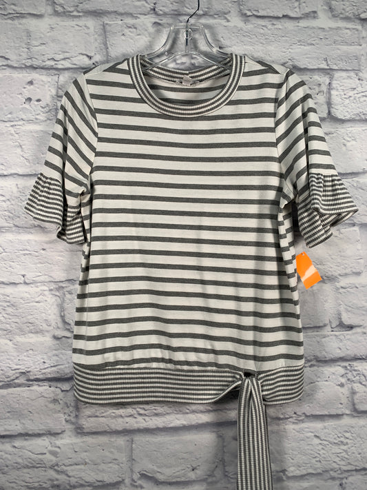 Top Short Sleeve By Charming Charlie  Size: M