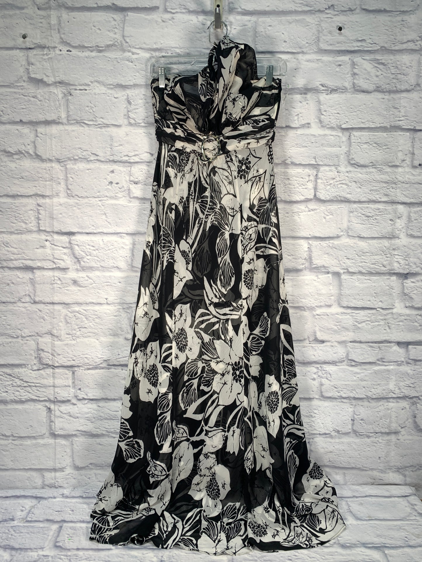 Dress Party Long By White House Black Market  Size: S