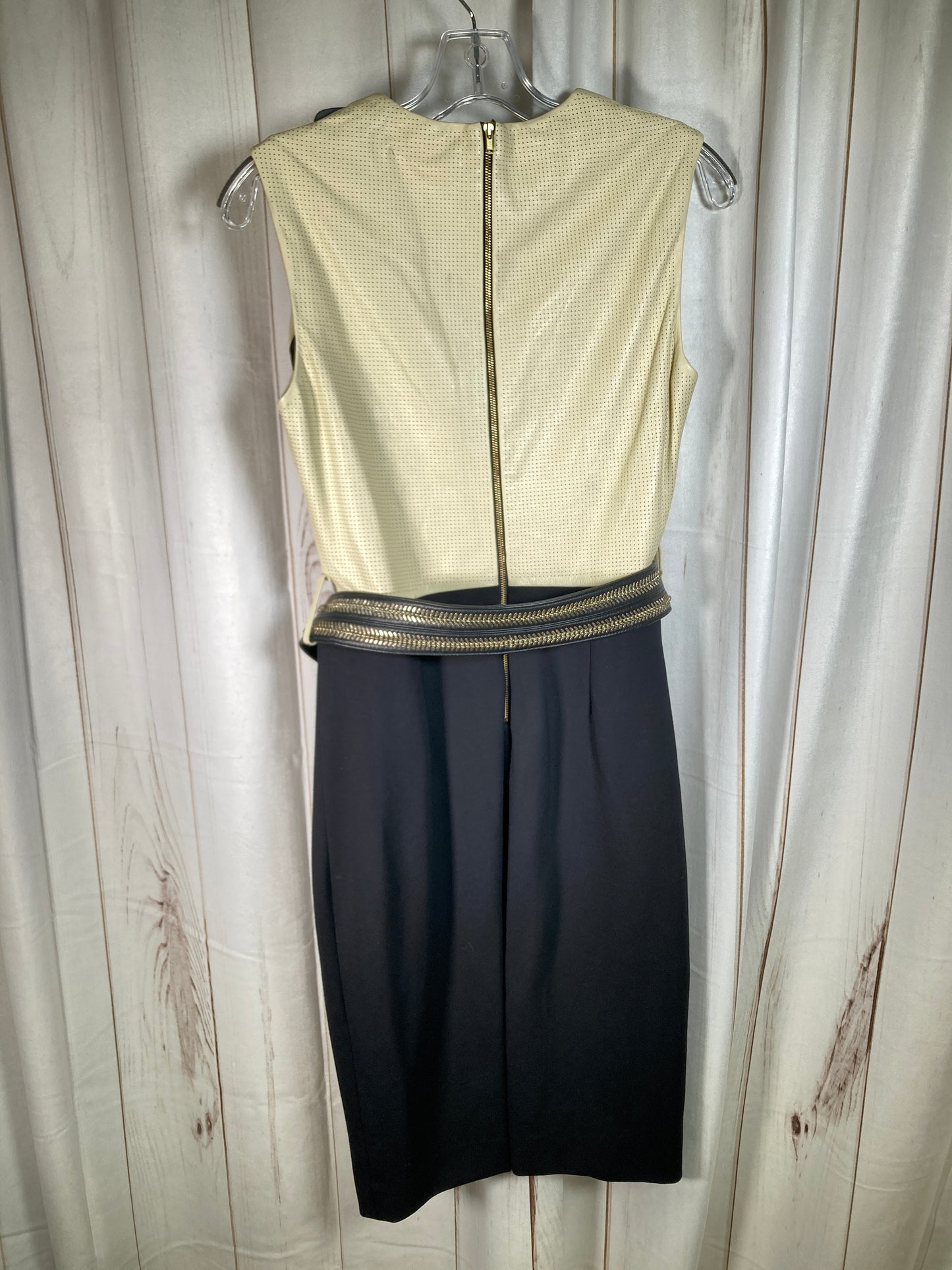 Black & Cream Dress Designer Clothes Mentor, Size M