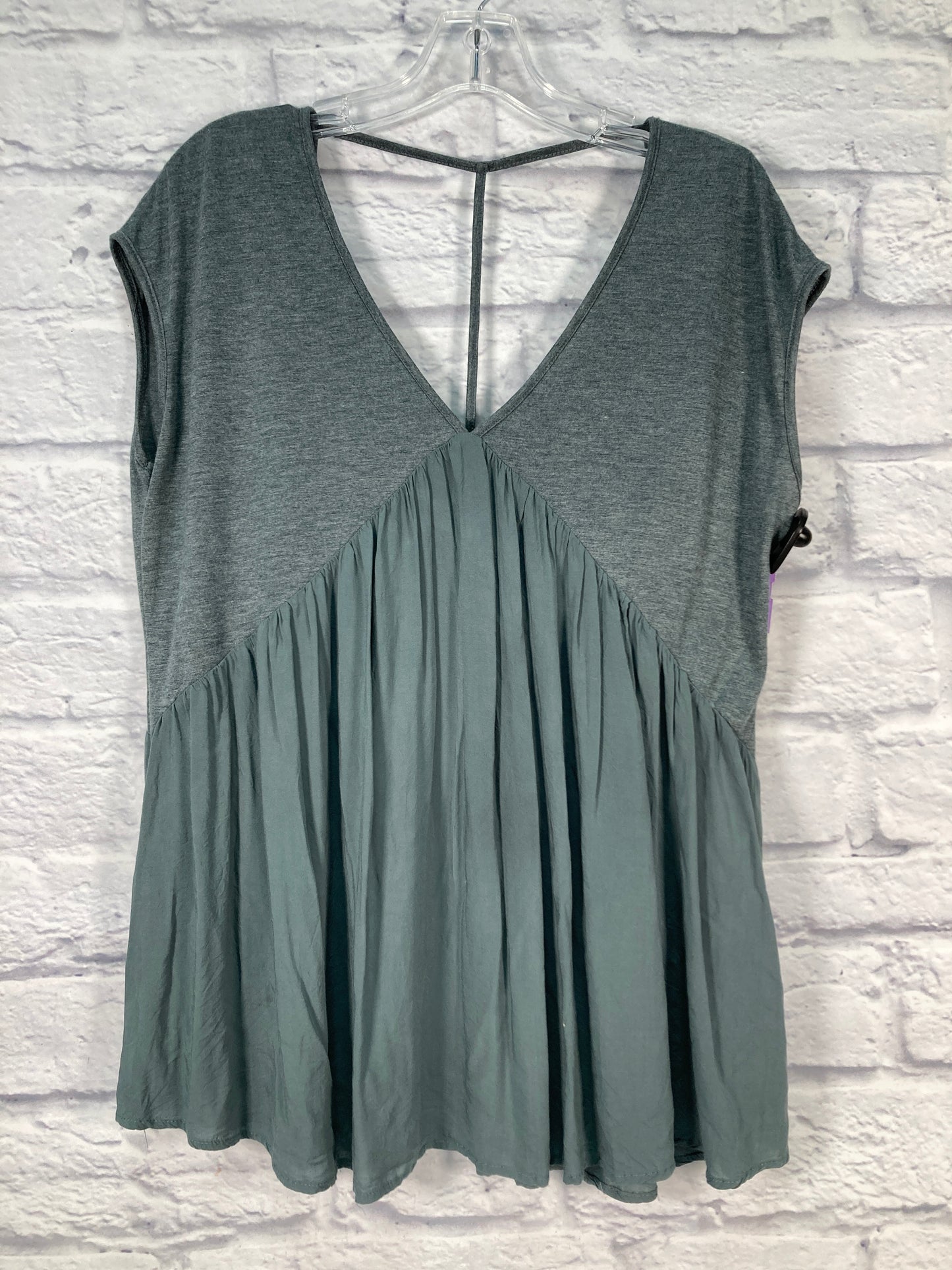 Green Top Sleeveless Meadow Rue, Size S