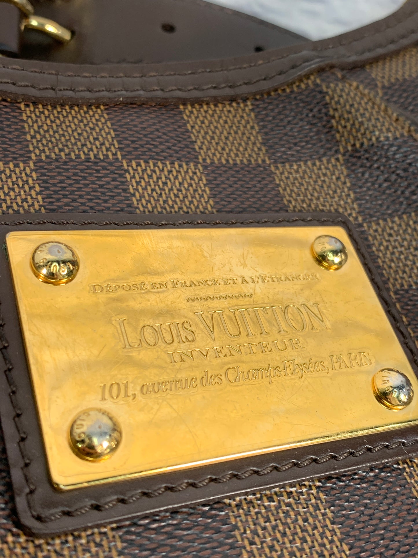 Handbag Luxury Designer By Louis Vuitton, Size: Medium