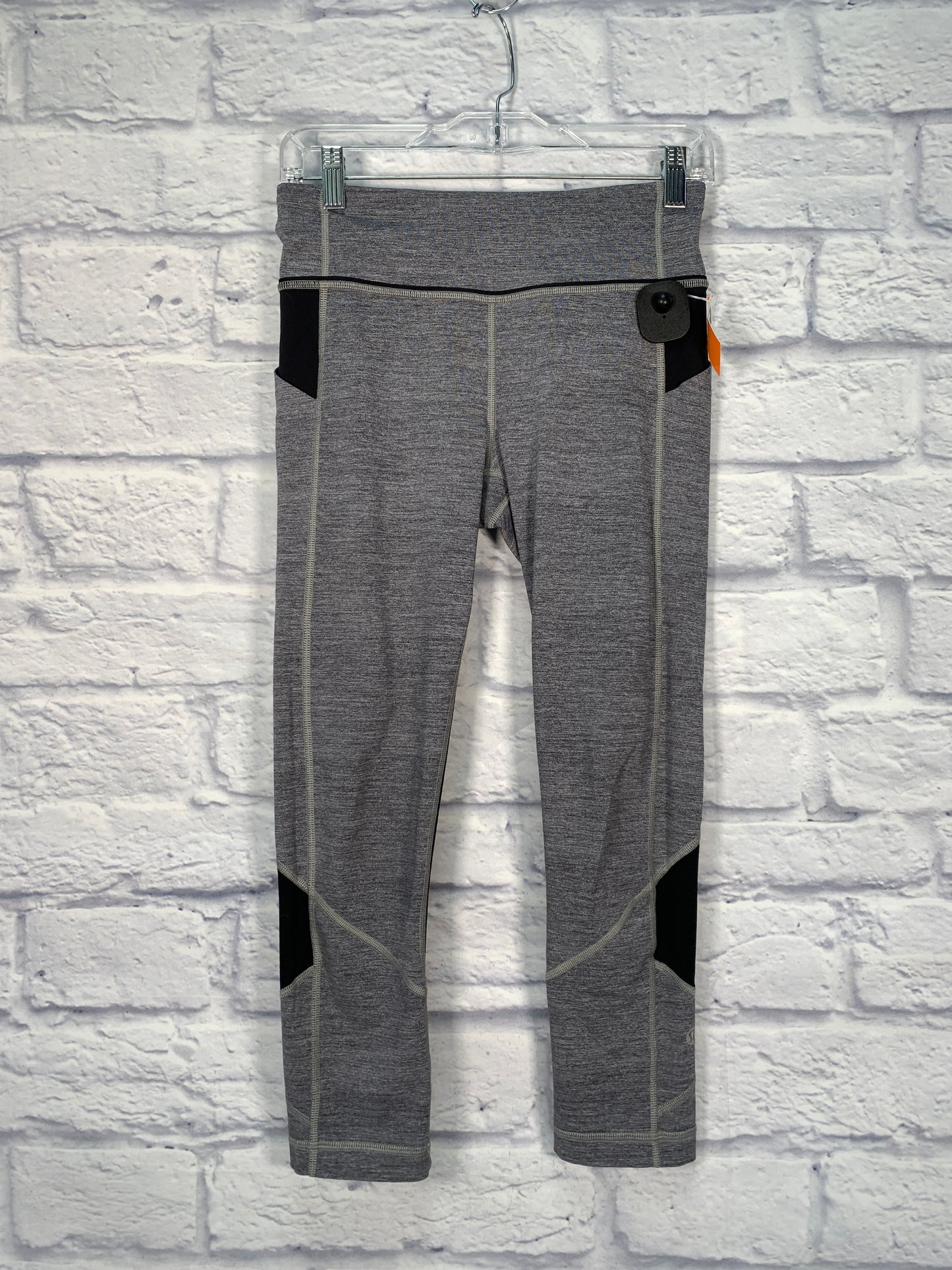 Athletic Capris By Lululemon In Black & Grey, Size: S