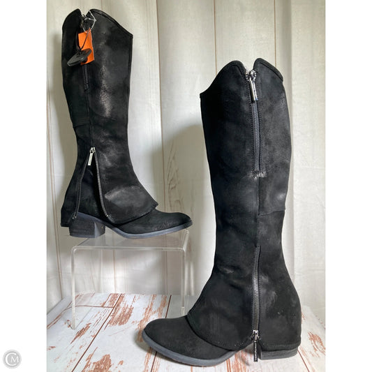 Boots Knee Flats By Donald Pliner In Black, Size: 6