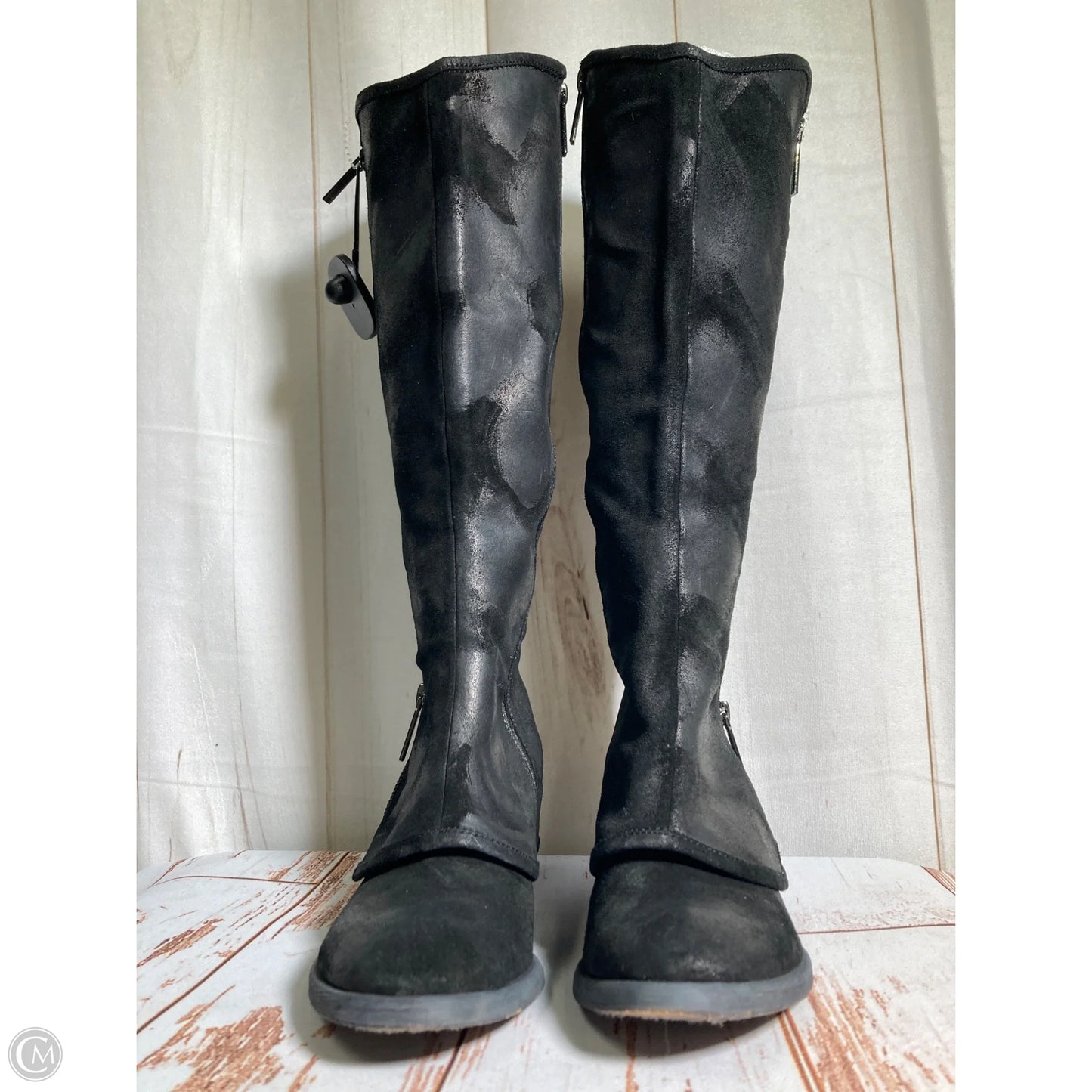 Boots Knee Flats By Donald Pliner In Black, Size: 6