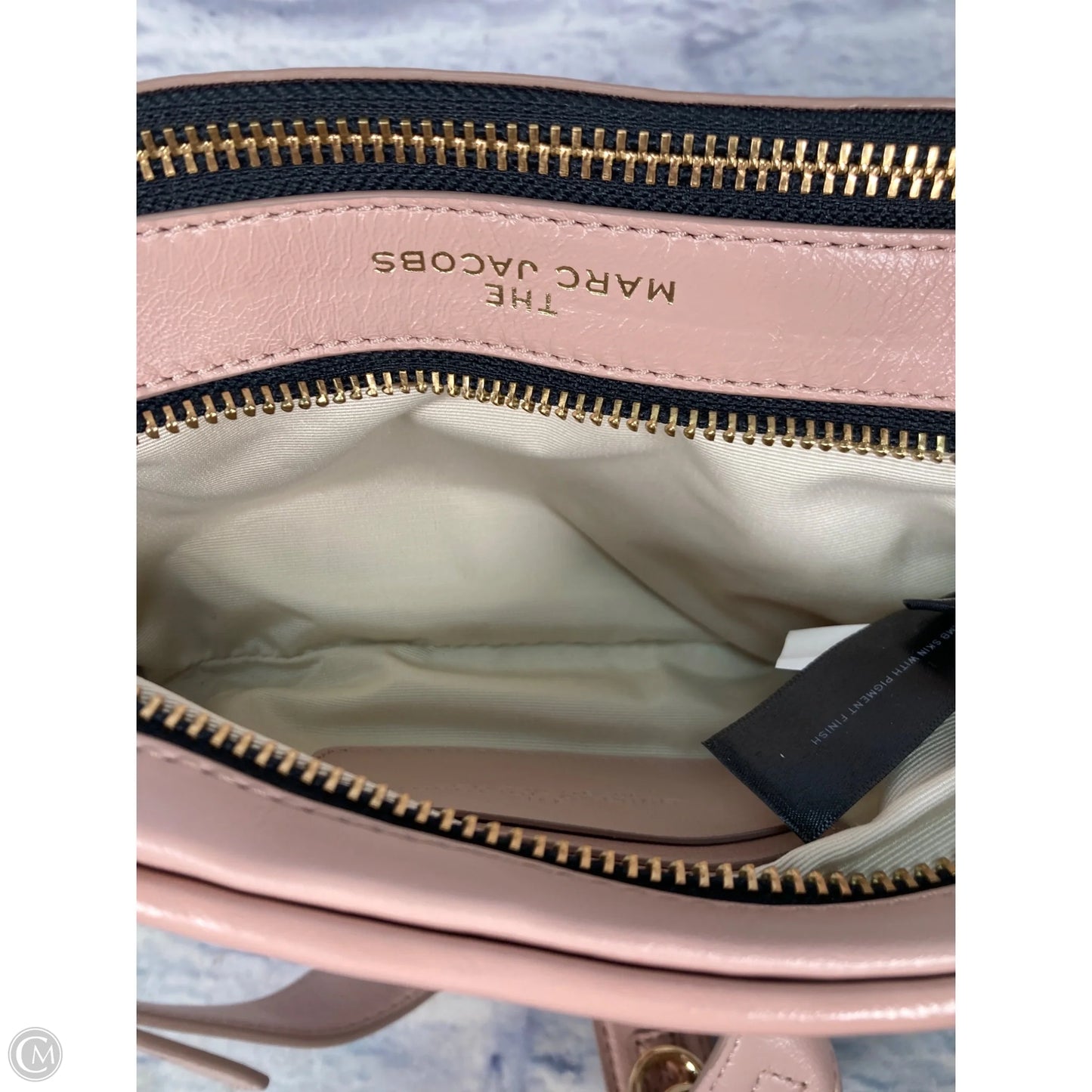 Crossbody Luxury Designer By Marc Jacobs, Size: Medium