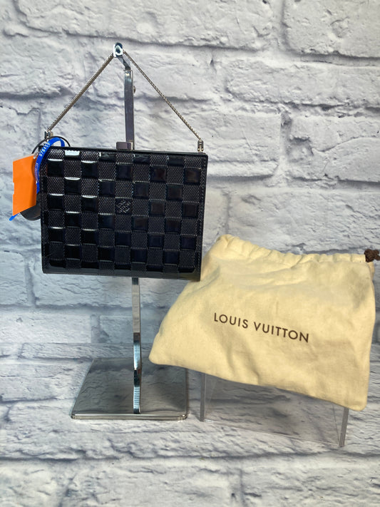 Clutch Luxury Designer By Louis Vuitton  Size: Small
