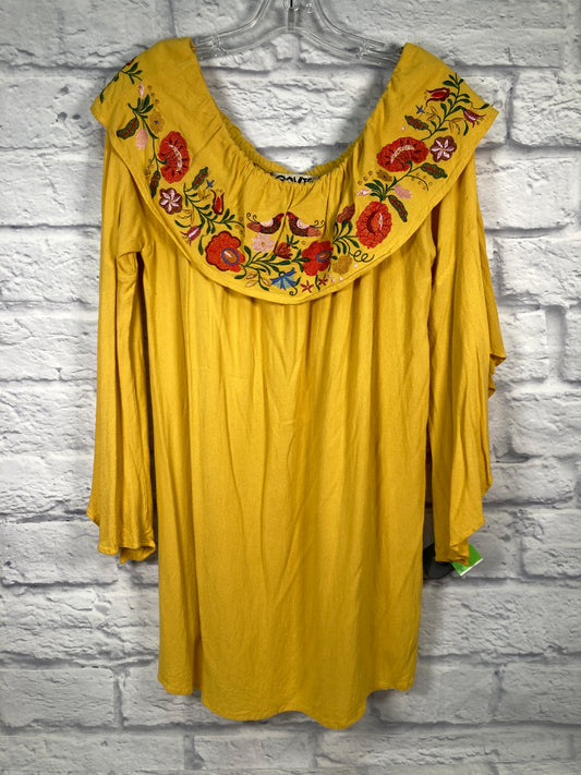 Green & Yellow Top Long Sleeve Clothes Mentor, Size L