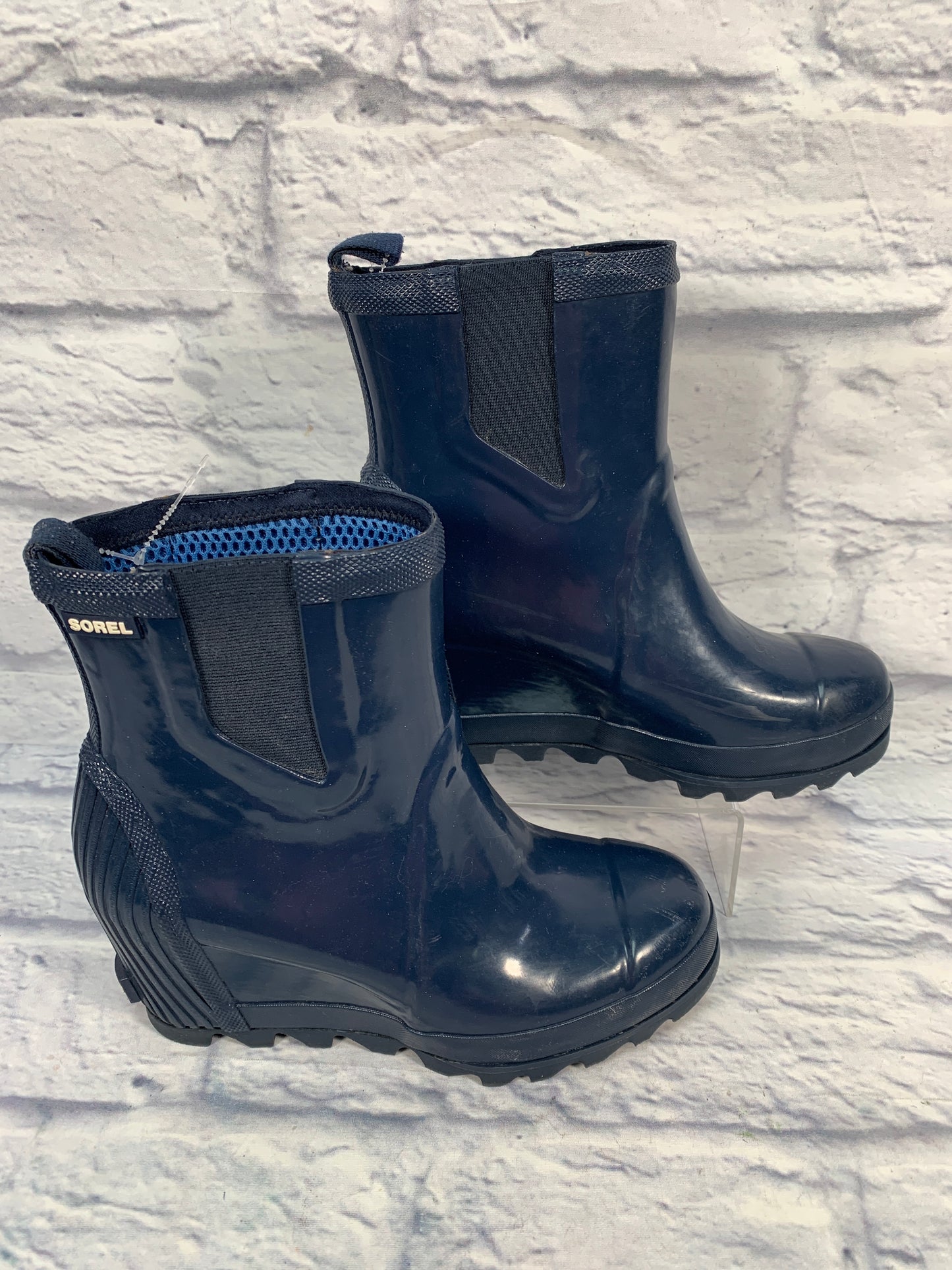 Blue Boots Designer Sorel, Size 7.5