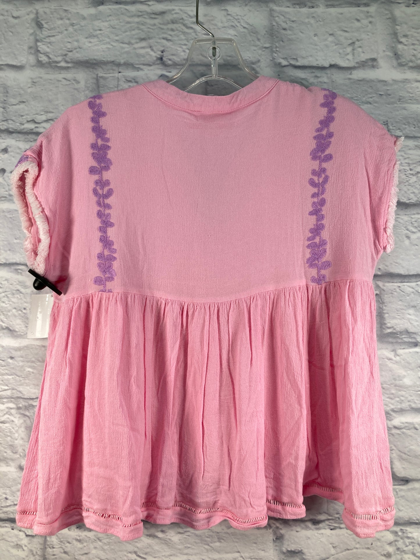 Pink & Purple Top Short Sleeve Clothes Mentor, Size Xs