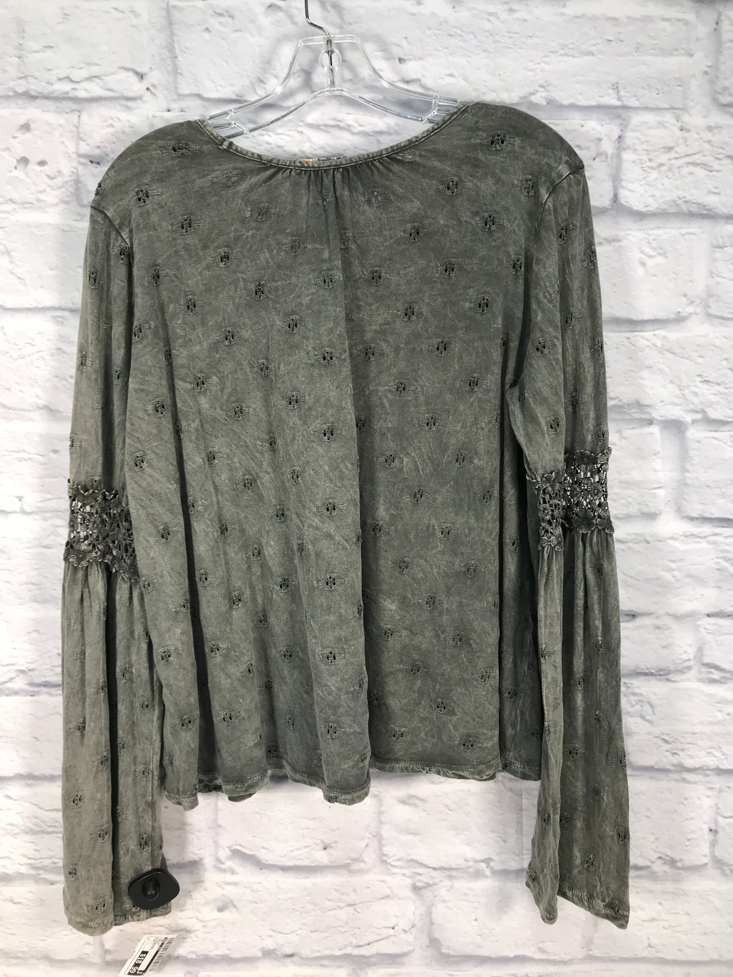 Top Long Sleeve By Eri + Ali In Green, Size: S