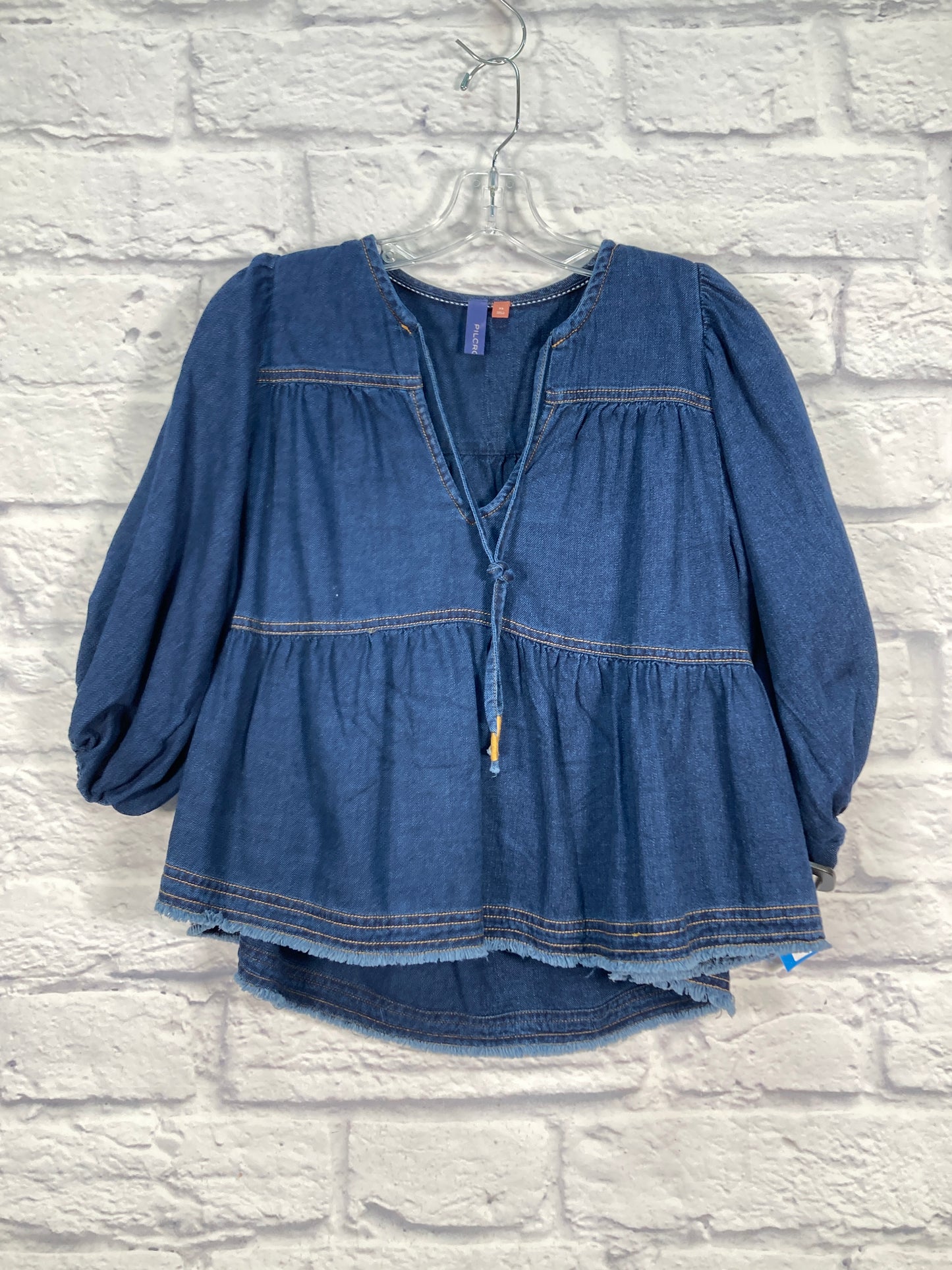 Top Long Sleeve By Pilcro In Blue, Size: Xs