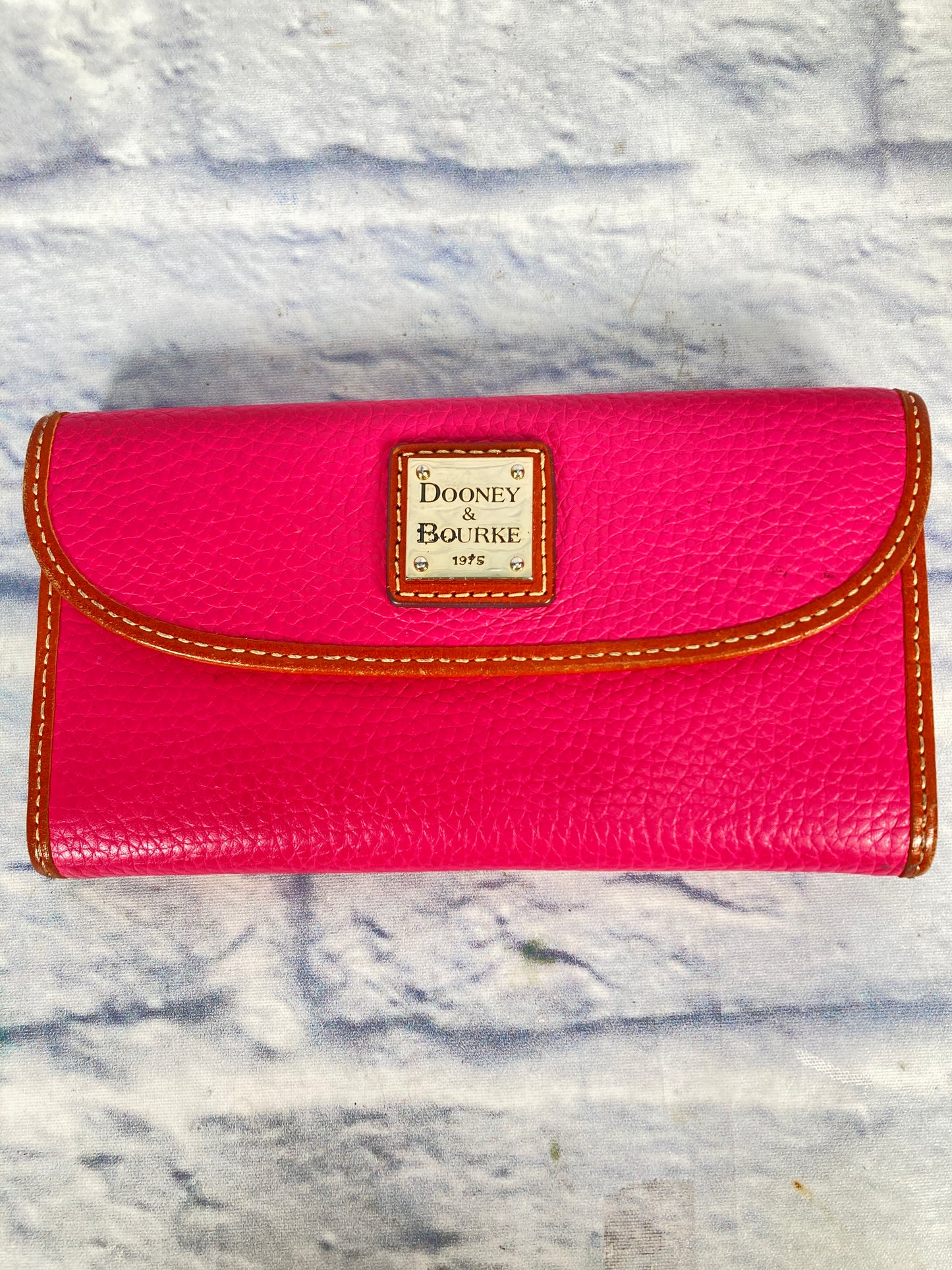 Wallet Designer By Dooney And Bourke, Size: Medium