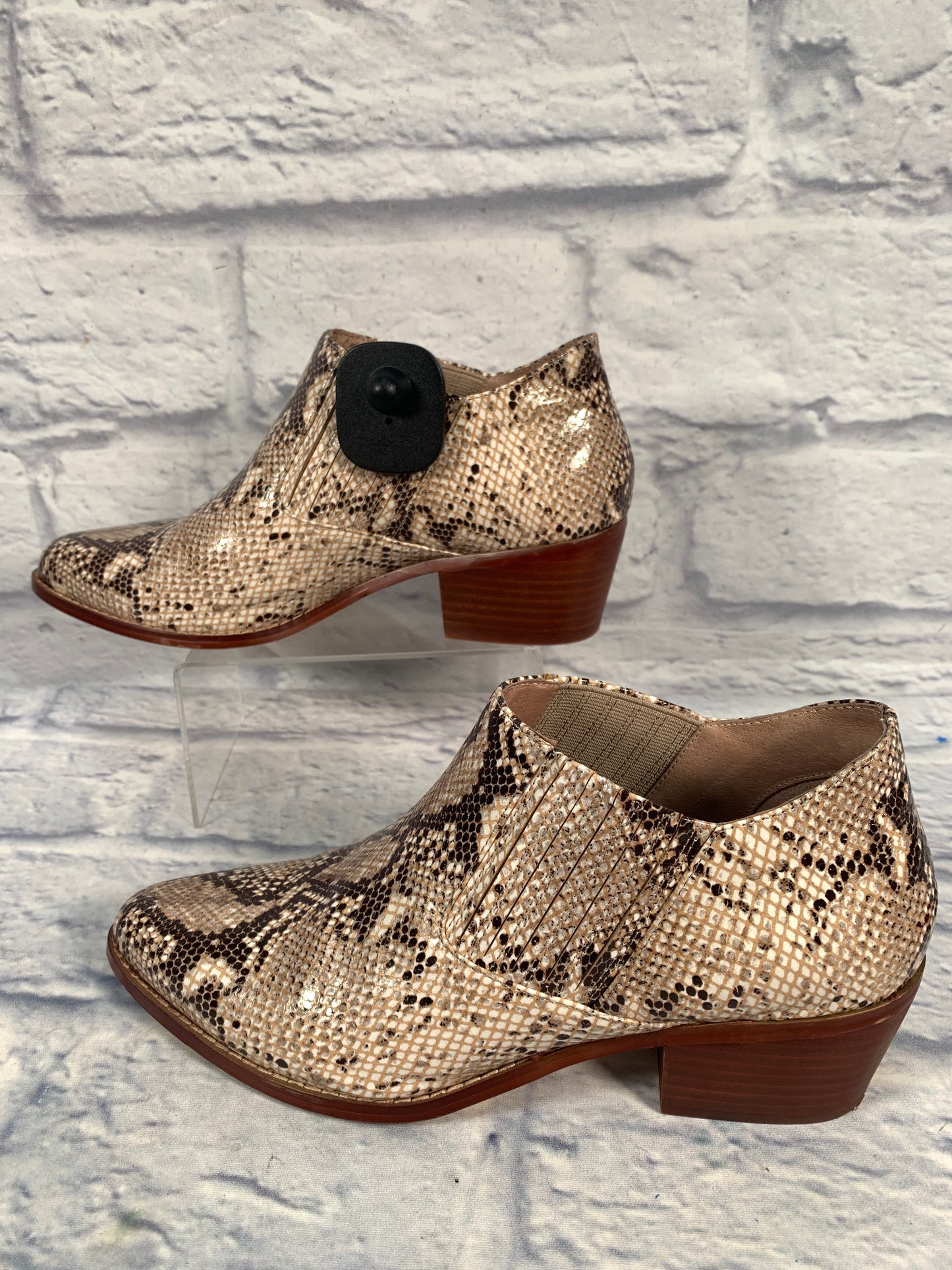 Boots Ankle Heels By Anthropologie In Snakeskin Print, Size: 8.5