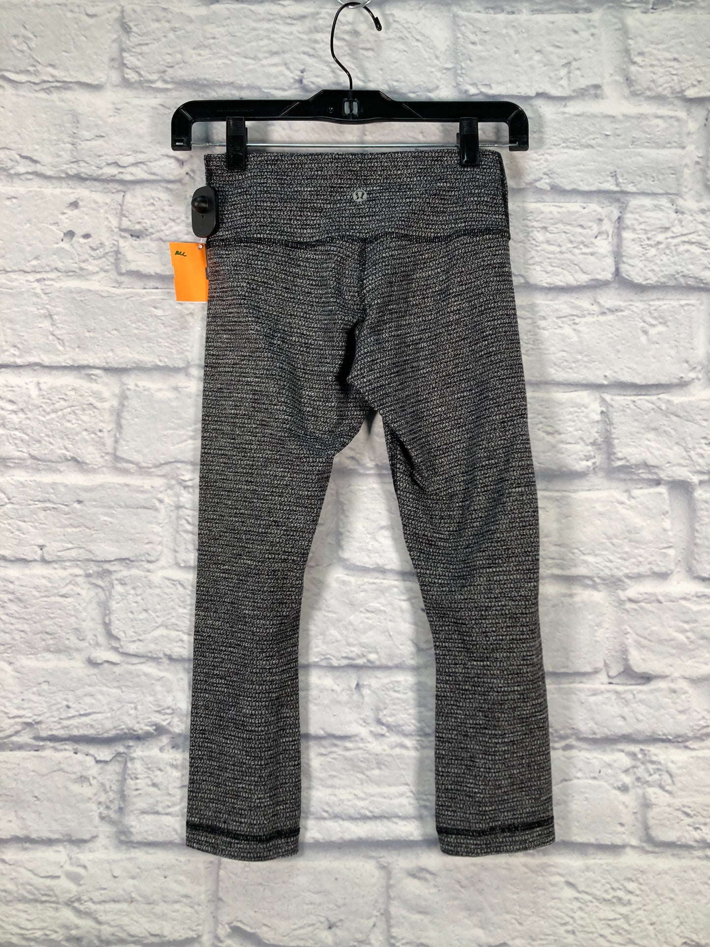 Athletic Capris By Lululemon In Grey, Size: S