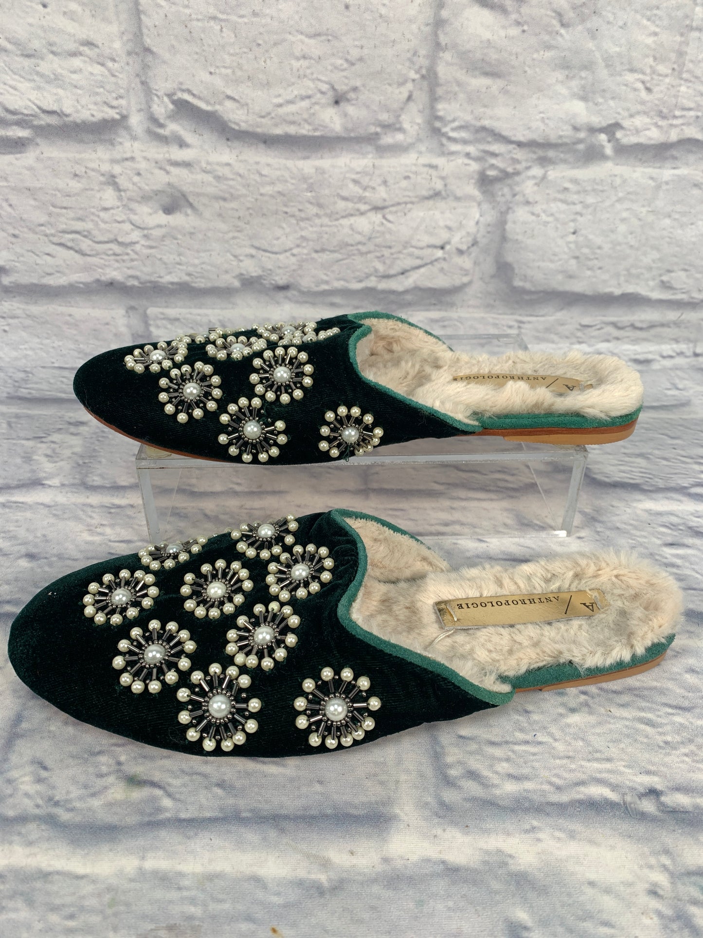 Shoes Flats By Anthropologie In Green, Size: 8.5