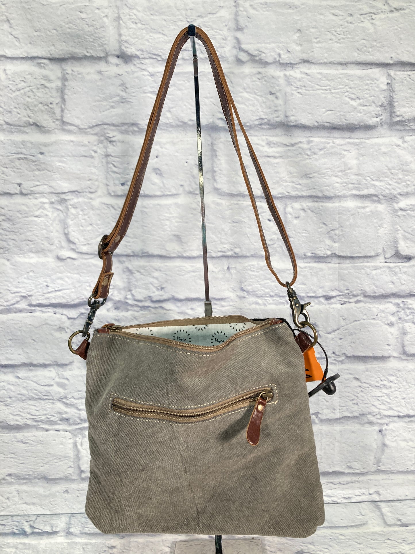 Crossbody By Myra, Size: Medium