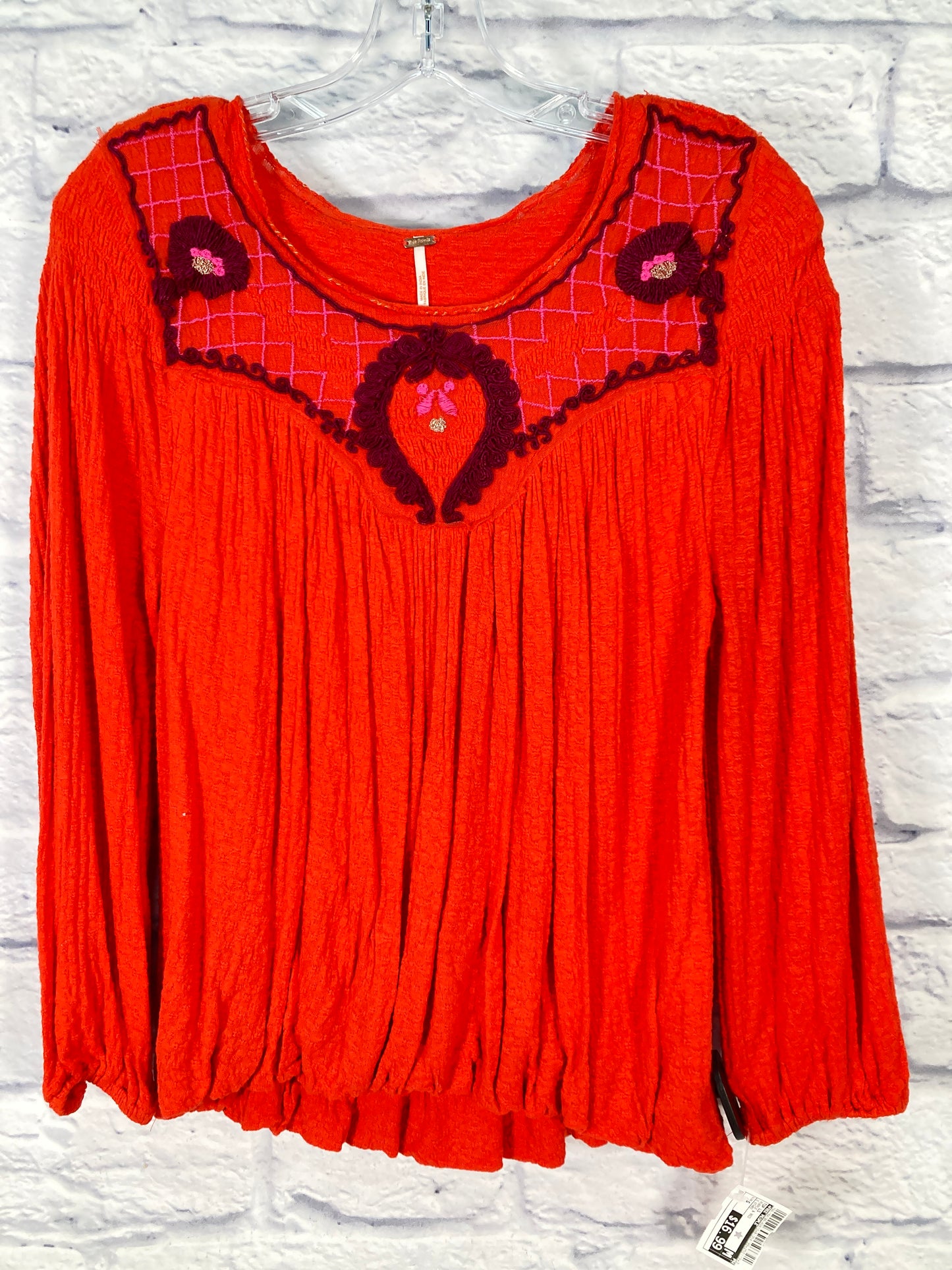 Top Long Sleeve By Free People In Purple & Red, Size: S