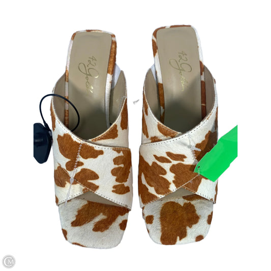 Sandals Heels Block By Clothes Mentor In Orange & White, Size: 8