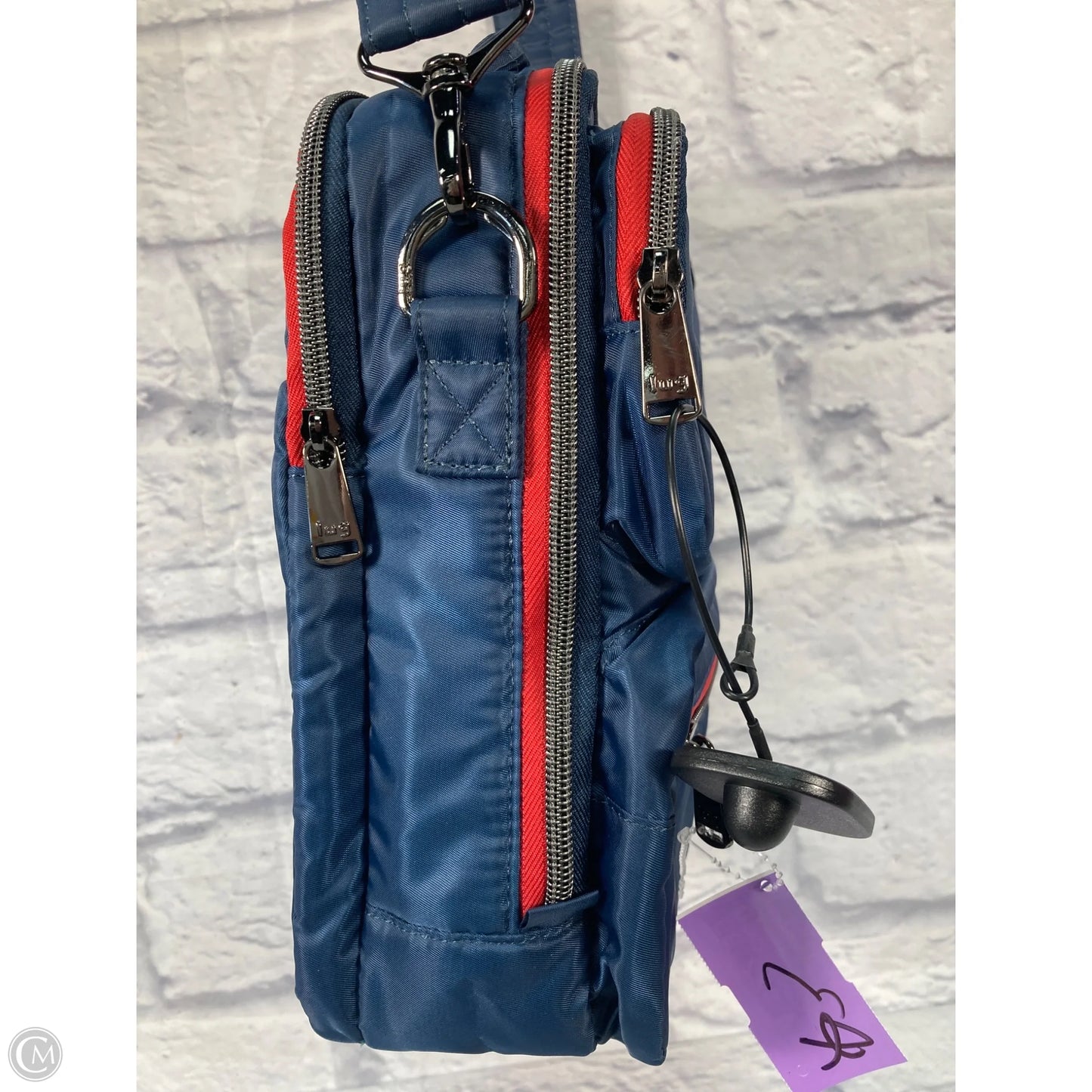 Crossbody By Clothes Mentor, Size: Medium