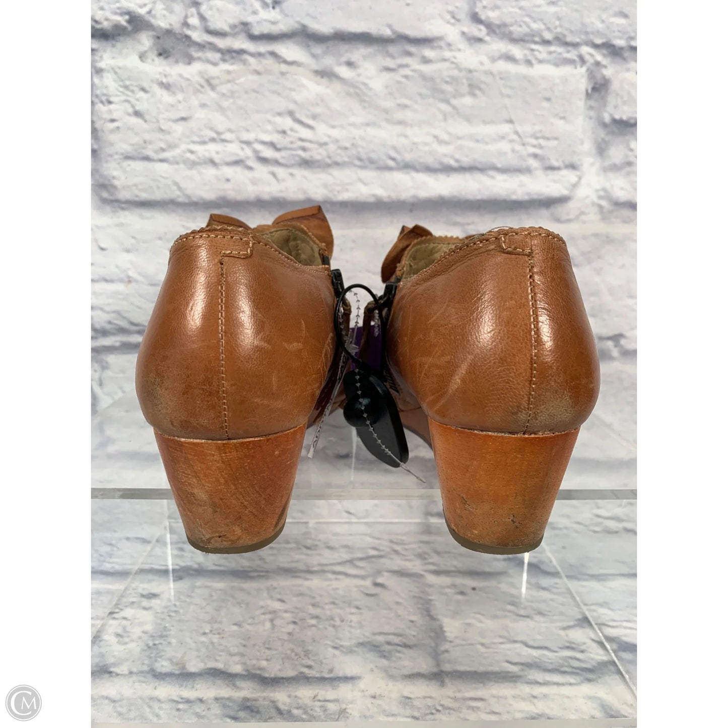 Shoes Heels Wedge By Clothes Mentor In Brown, Size: 9