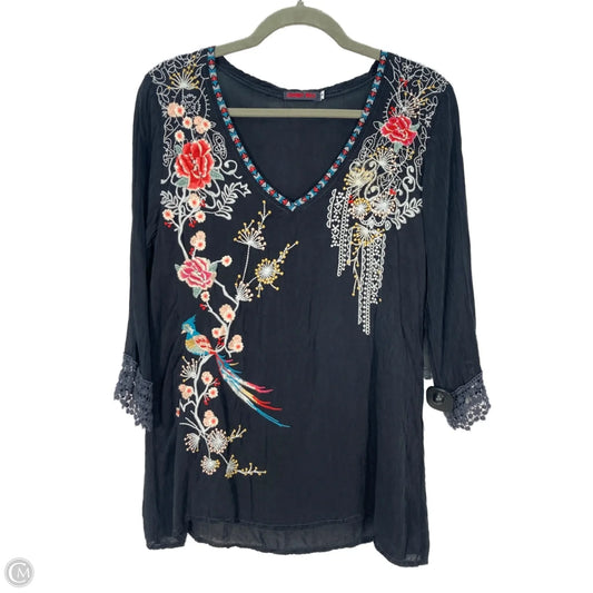 Top Long Sleeve By Johnny Was In Black & White, Size: S